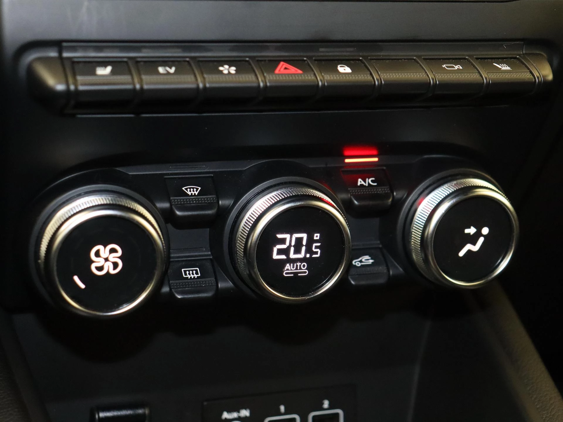 Renault-Captur-image-22
