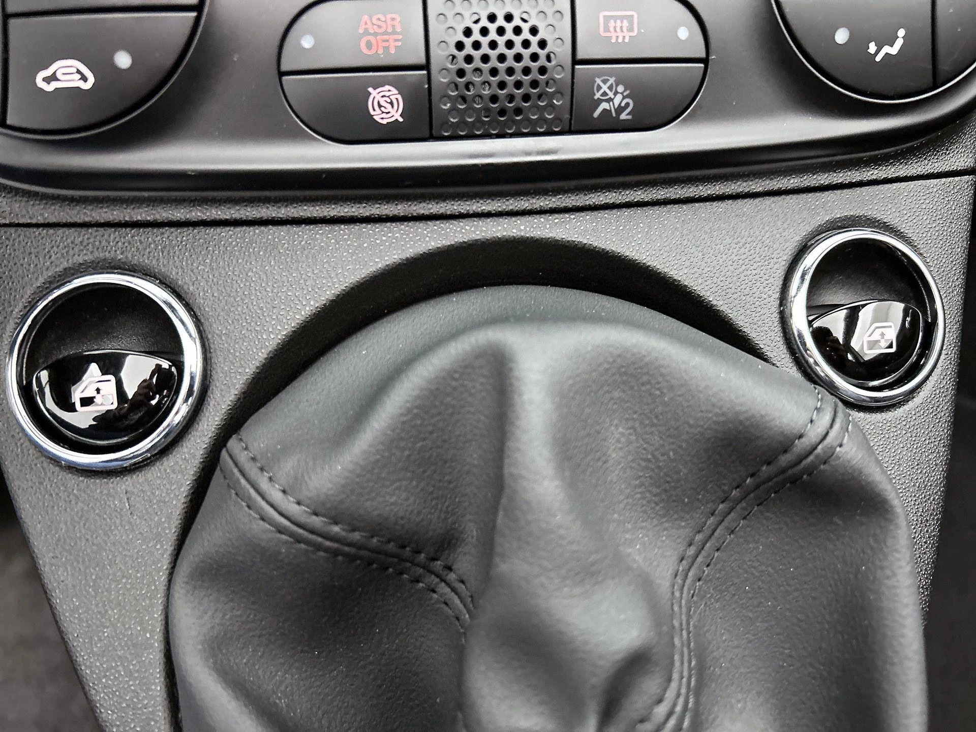 Fiat-500C-image-28