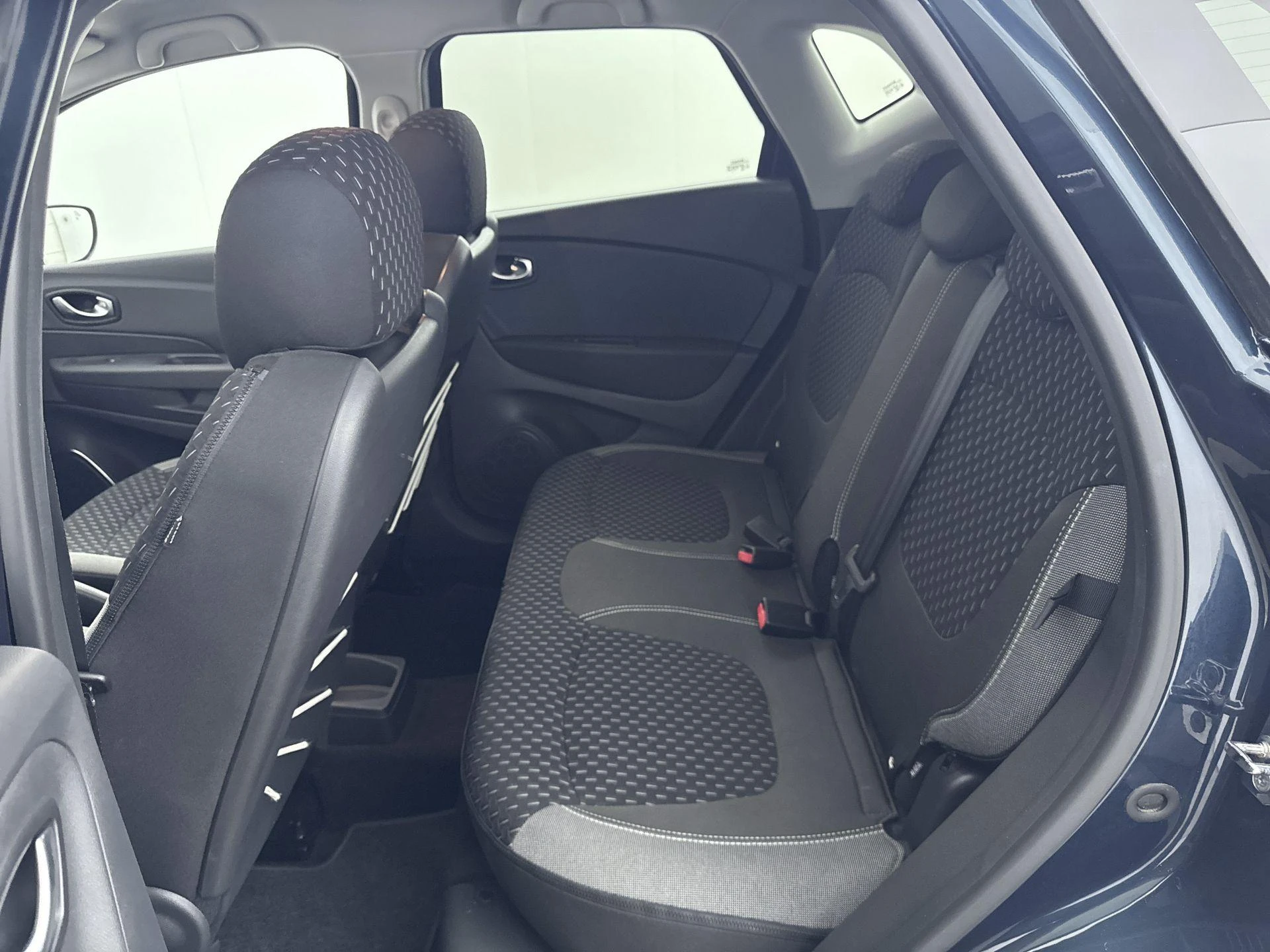 Renault-Captur-image-25