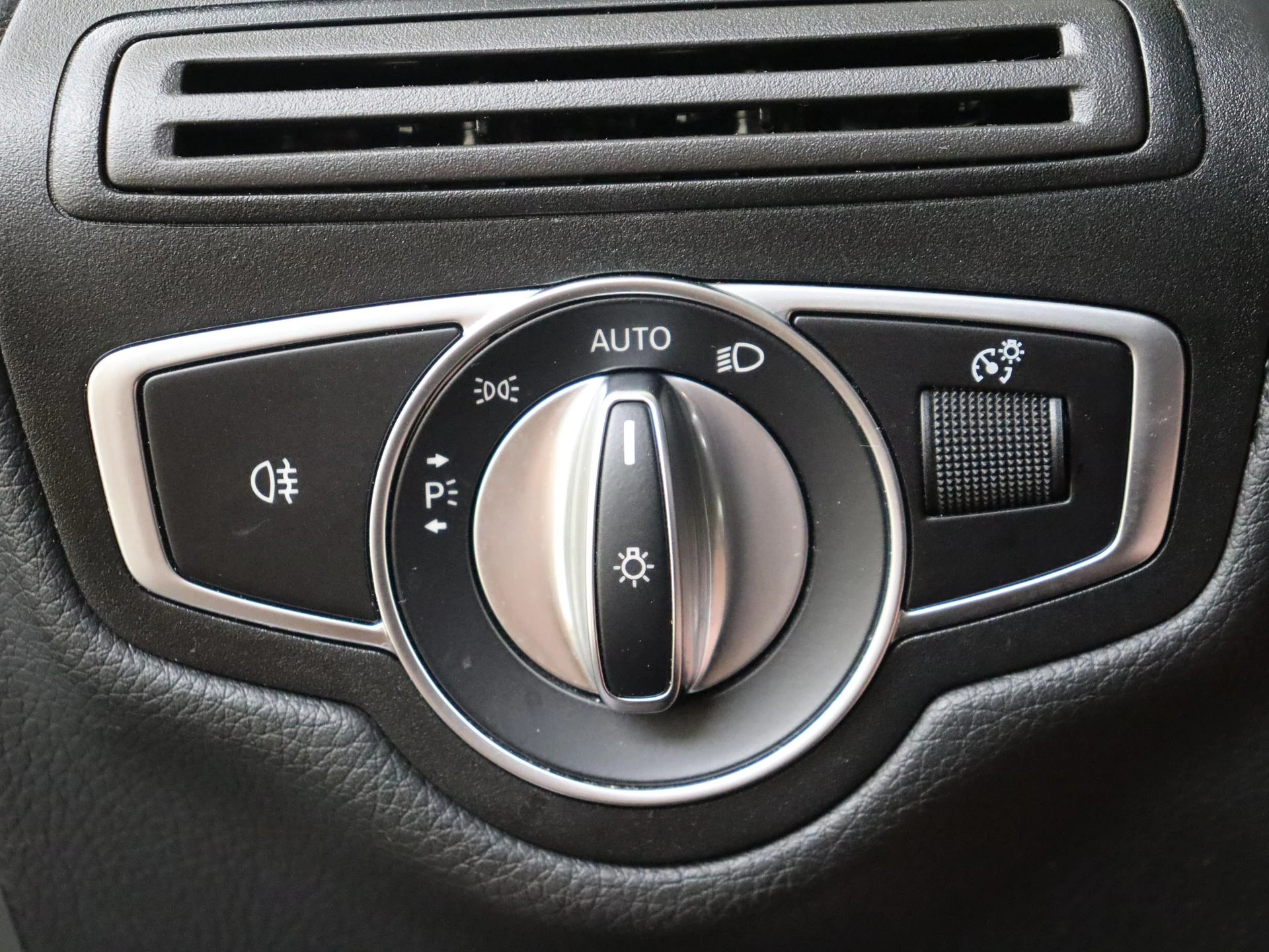 Mercedes-Benz GLC 200 Premium