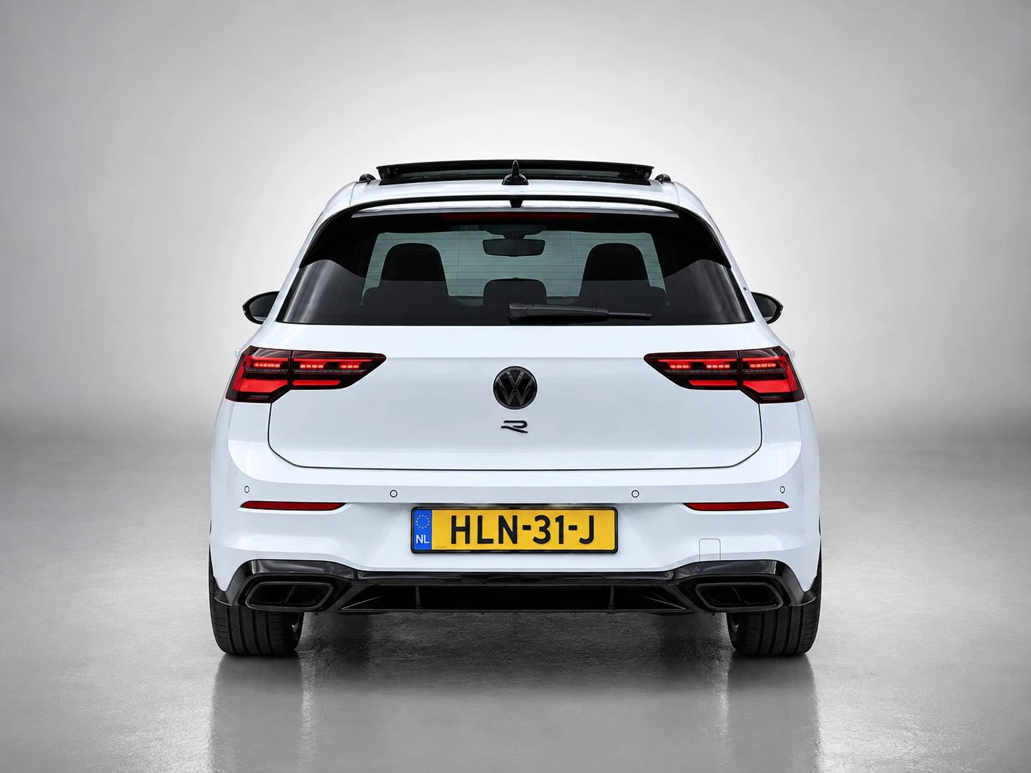 Volkswagen-Golf-image-6