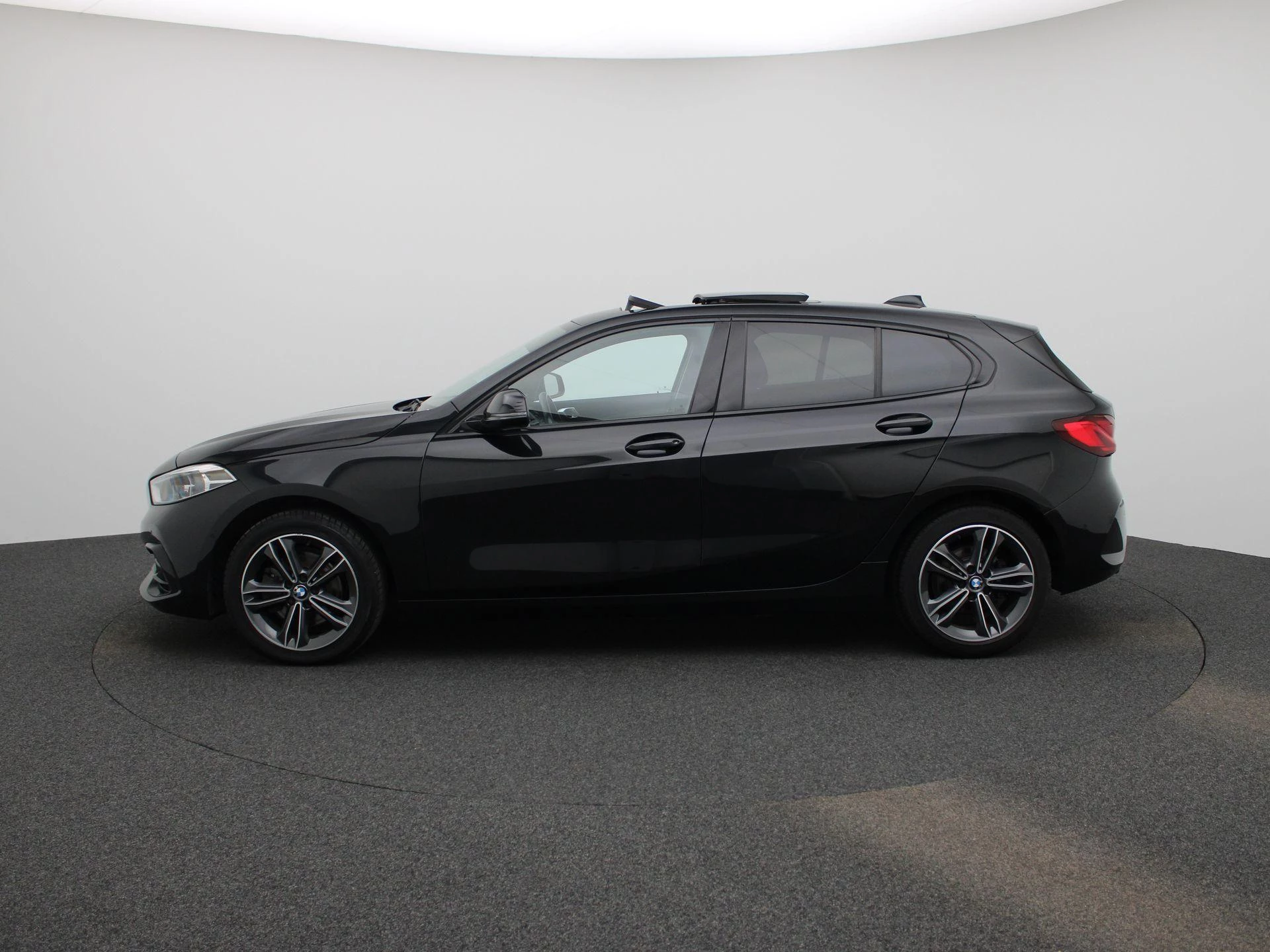 BMW-1 Serie-image-3