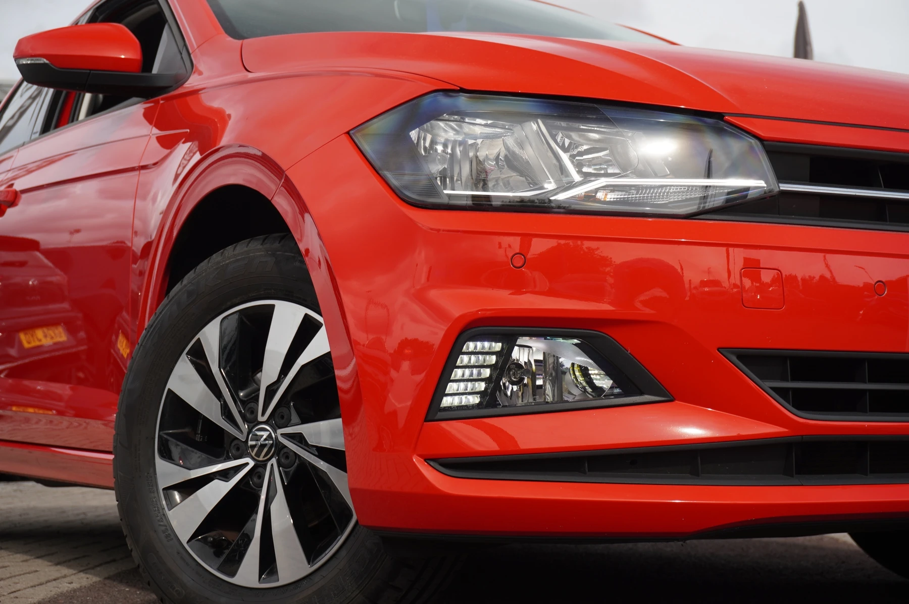 Volkswagen-Polo-image-30