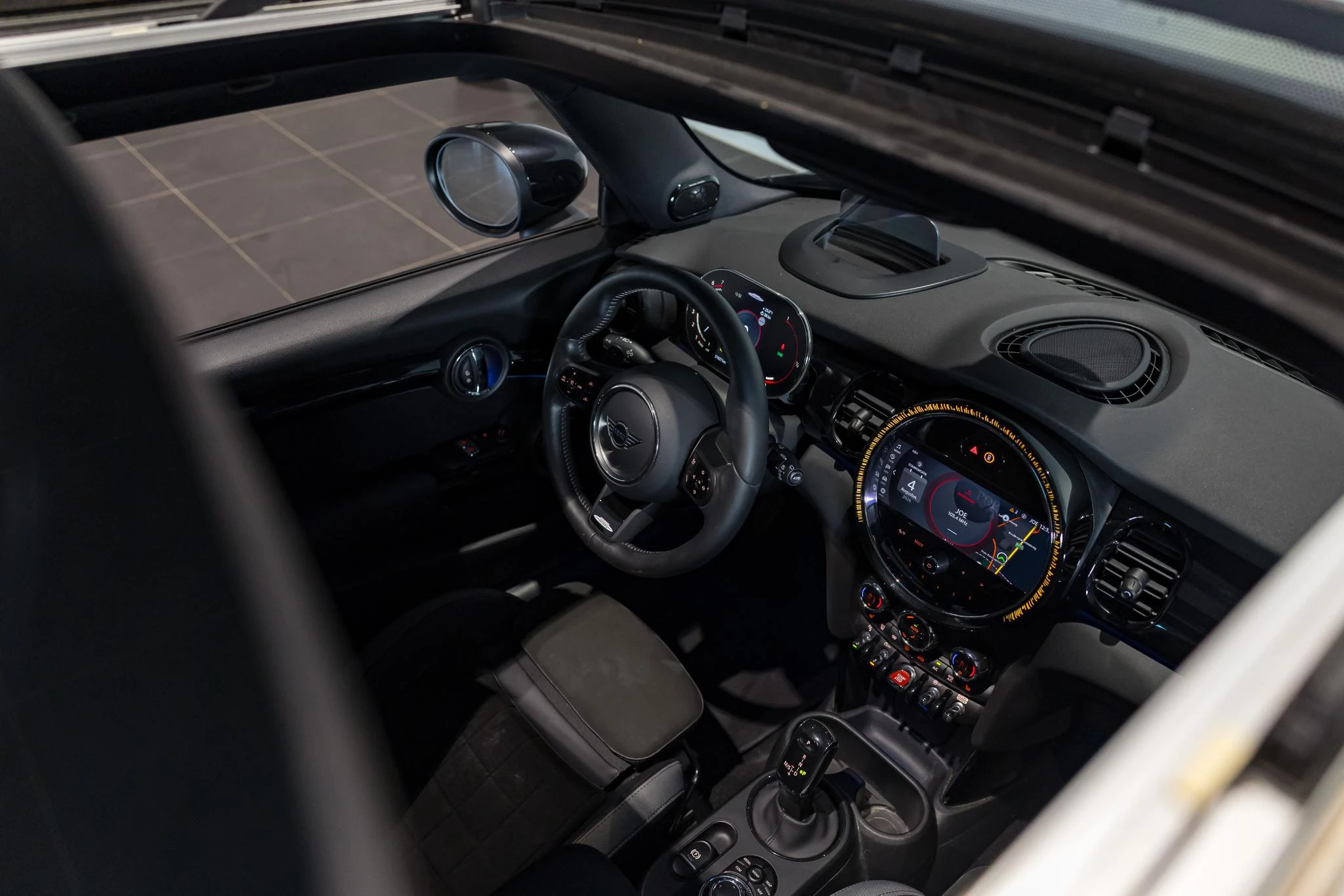 MINI-Cooper-image-14