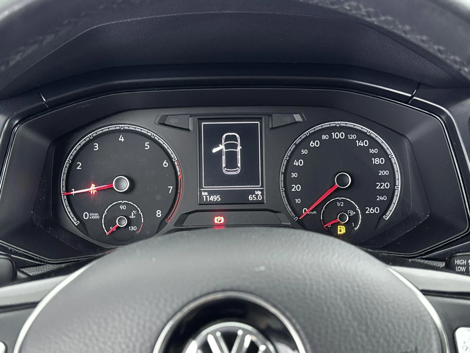 Volkswagen-T-Roc-image-8