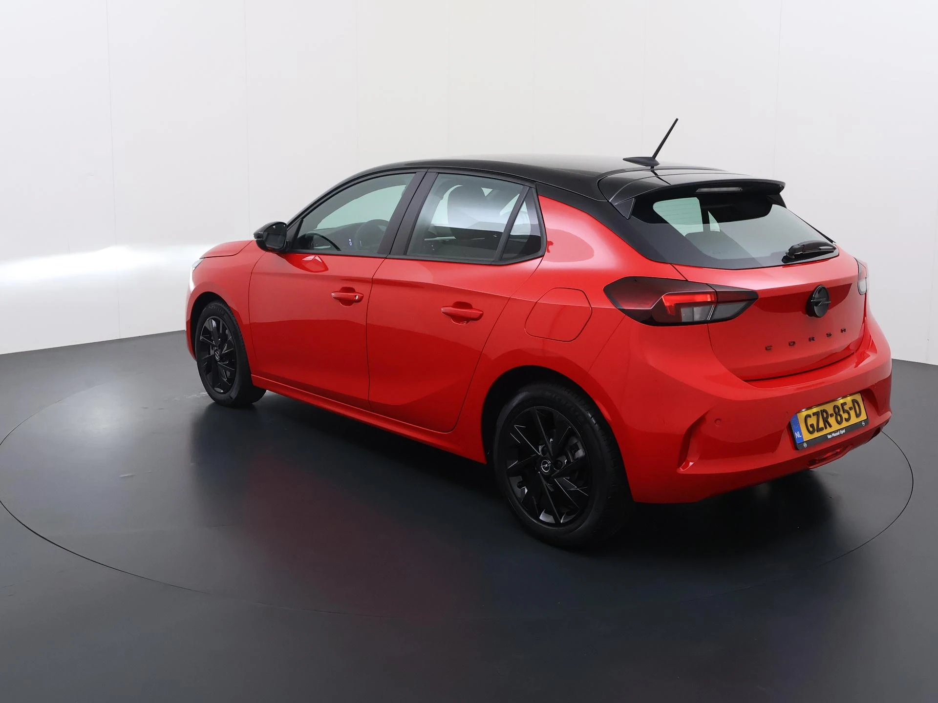 Opel-Corsa-image-2