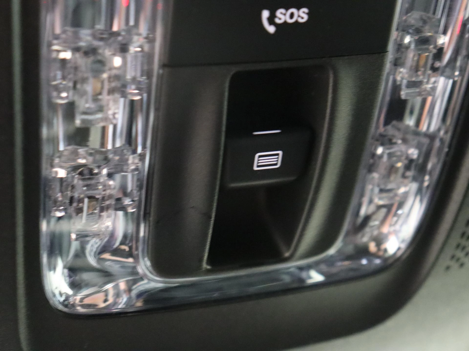 Mercedes-Benz-GLE-image-24