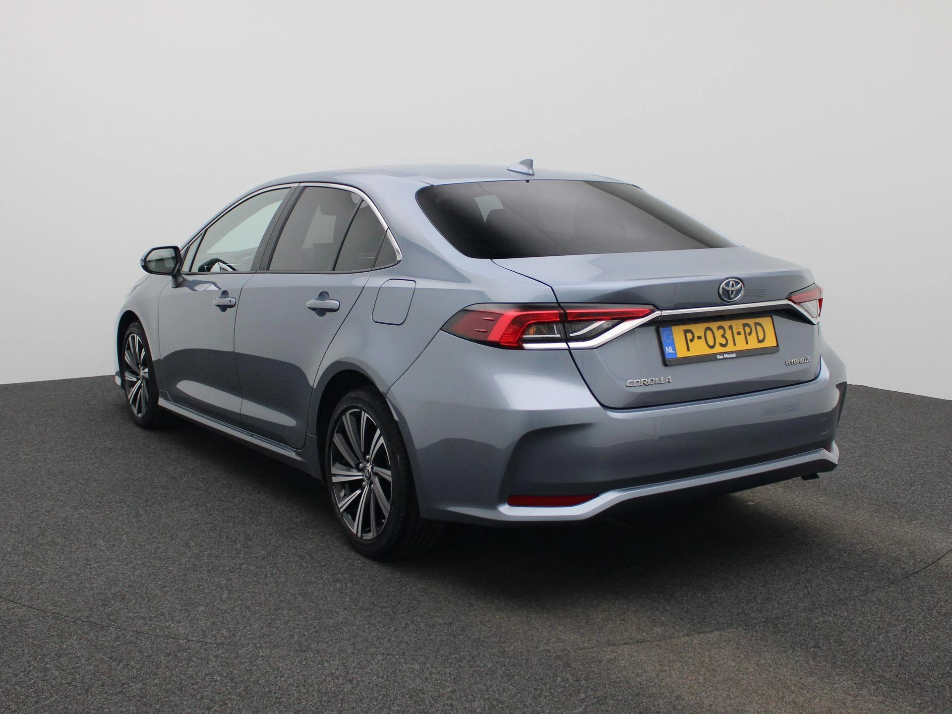Toyota Corolla 1.8 Hybrid Business Plus