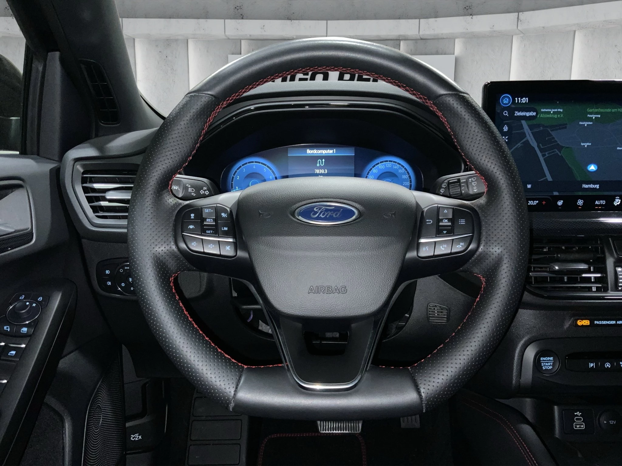 Ford Focus ST-Line X Turnier Aut.*AHK*ACC*HUD*KAM*NAVI*WINTER-PKT.