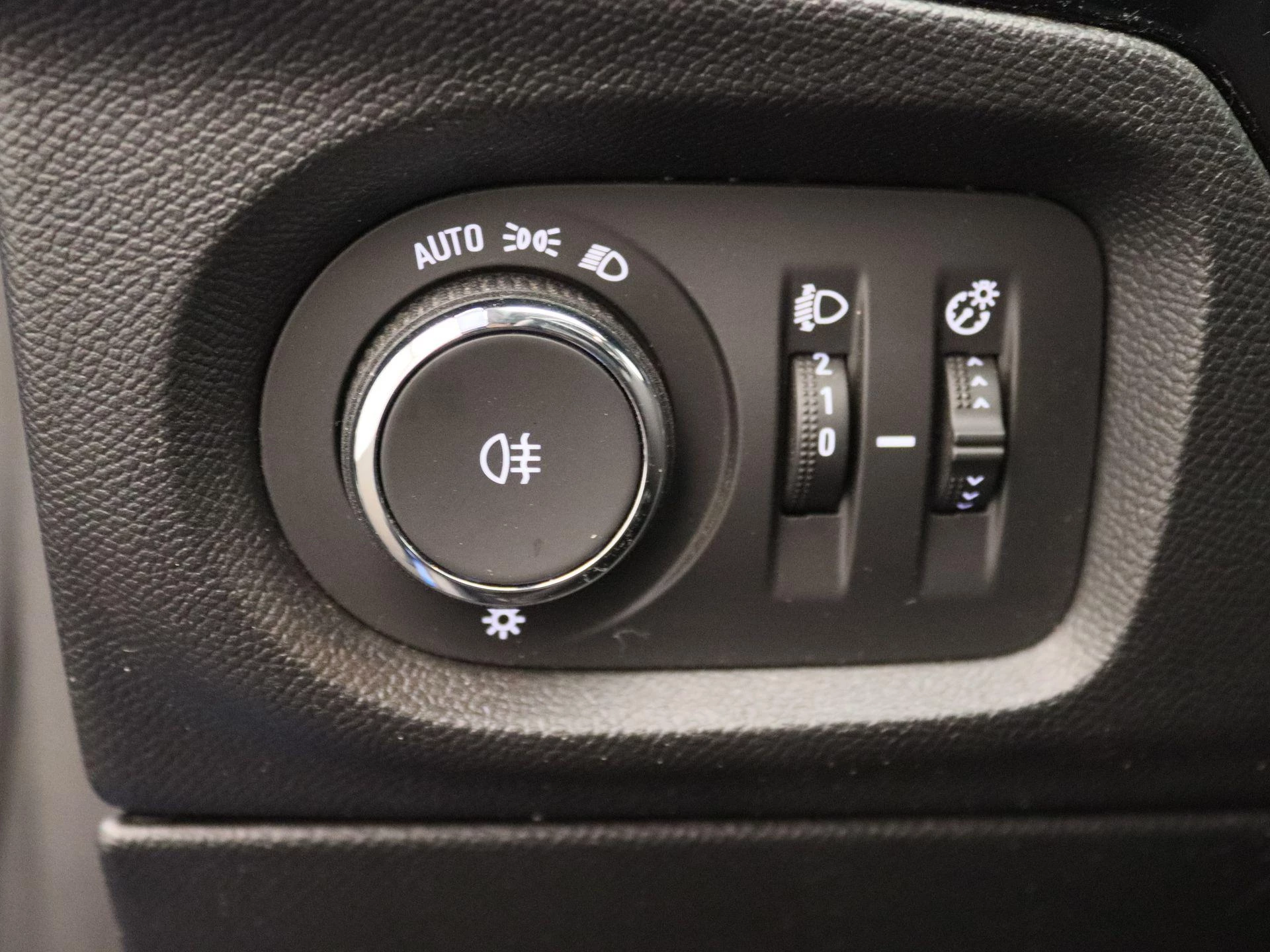 Opel-Corsa-image-19