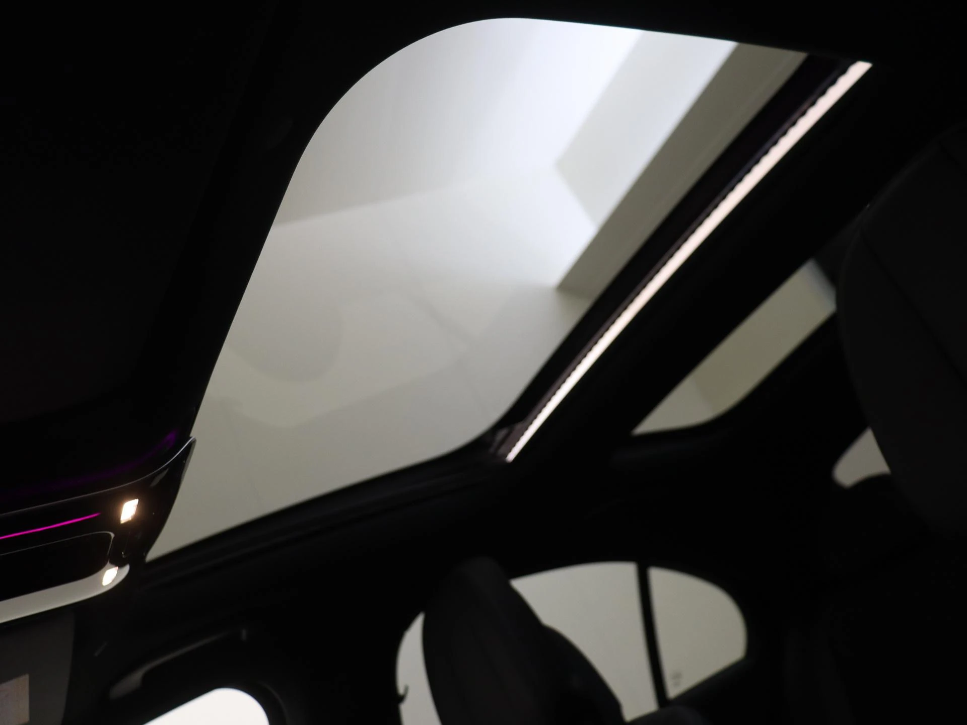 Mercedes-Benz-E-Klasse-image-27