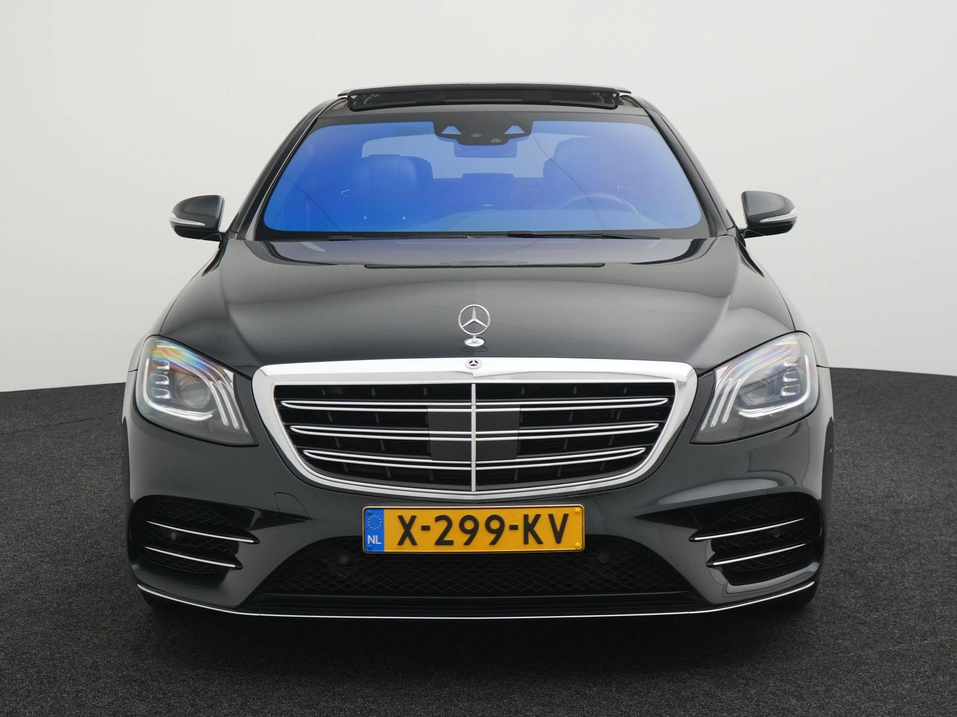 Mercedes-Benz-S-Klasse-image-2