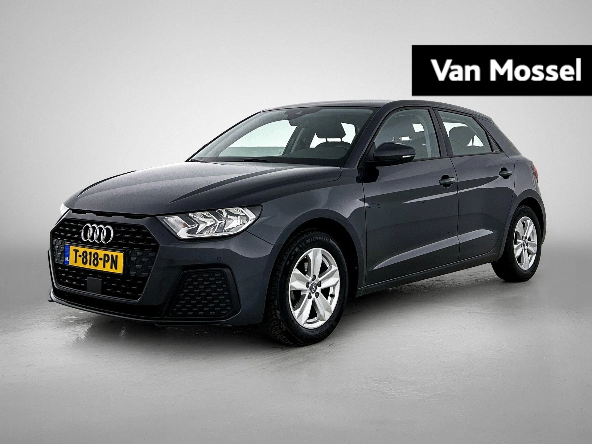 Audi-A1 Sportback-image-0