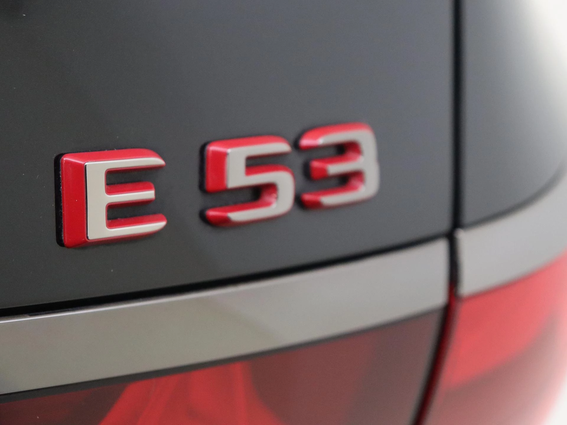 Mercedes-Benz-E-Klasse-image-45