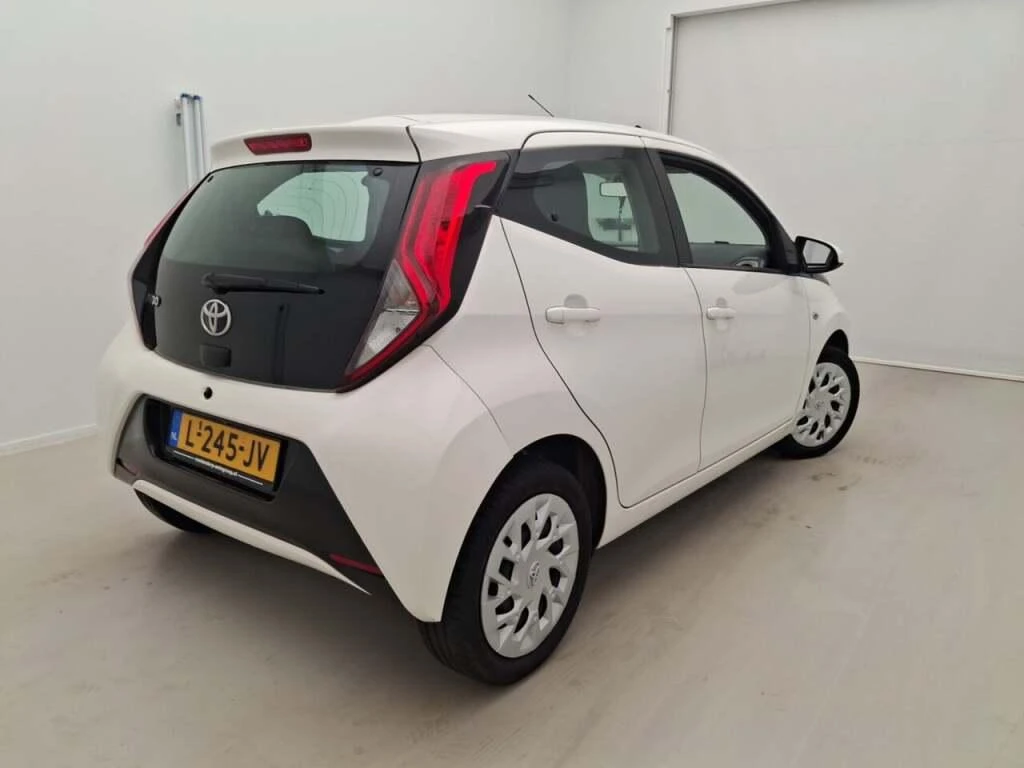 Toyota-Aygo-image-1