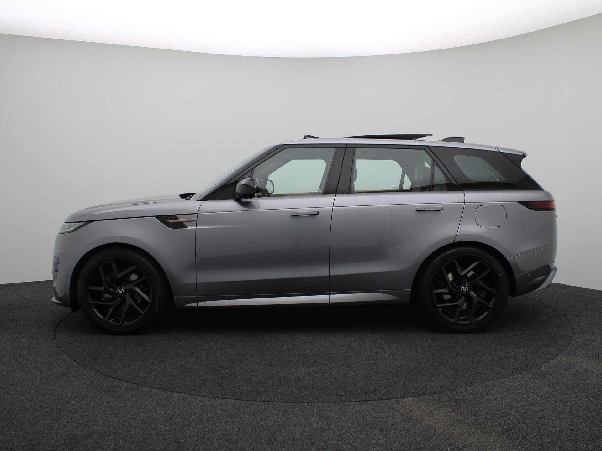 Land Rover-Range Rover Sport-image-4