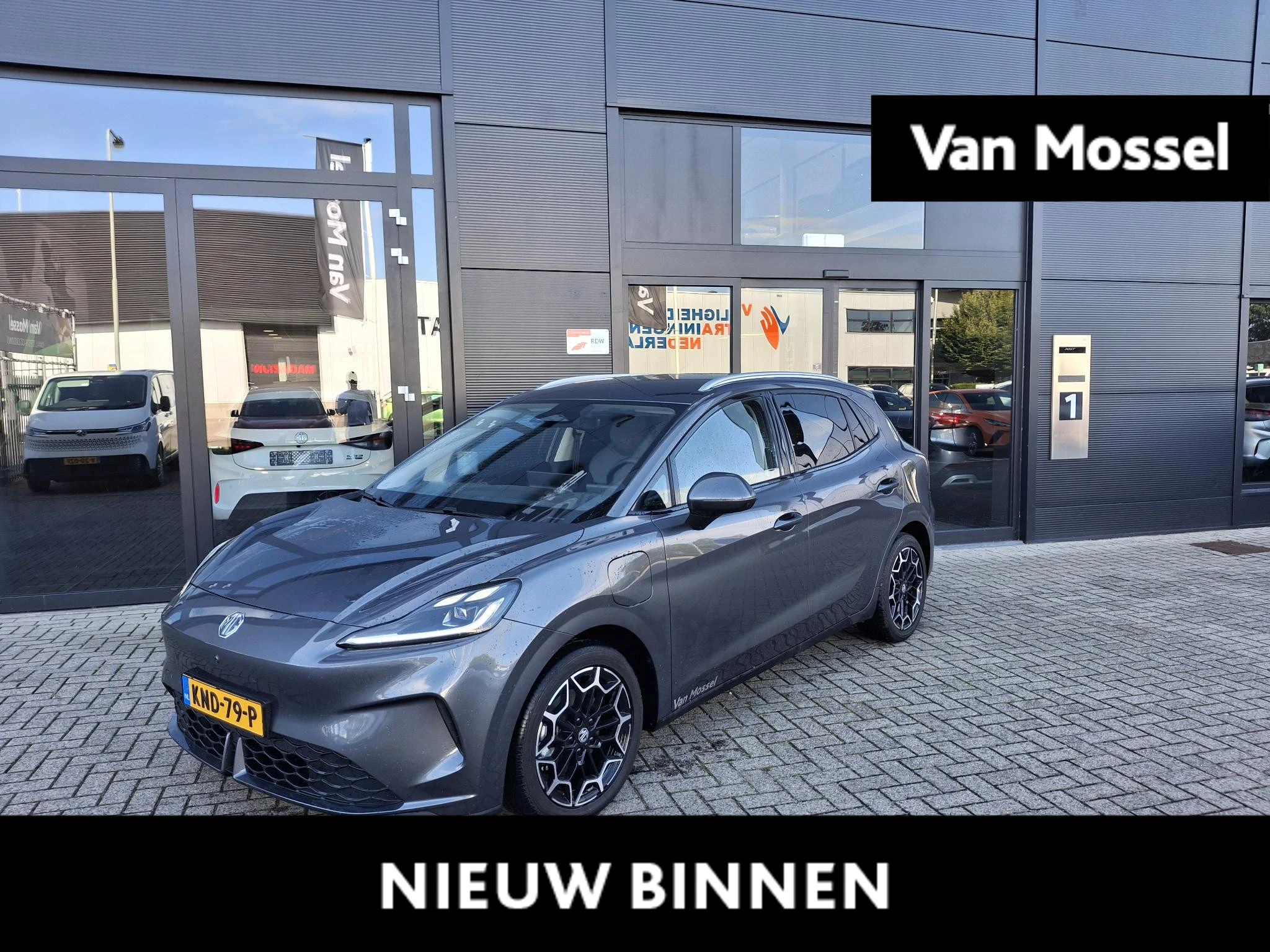 MG-MG4 EV Urban-image-0