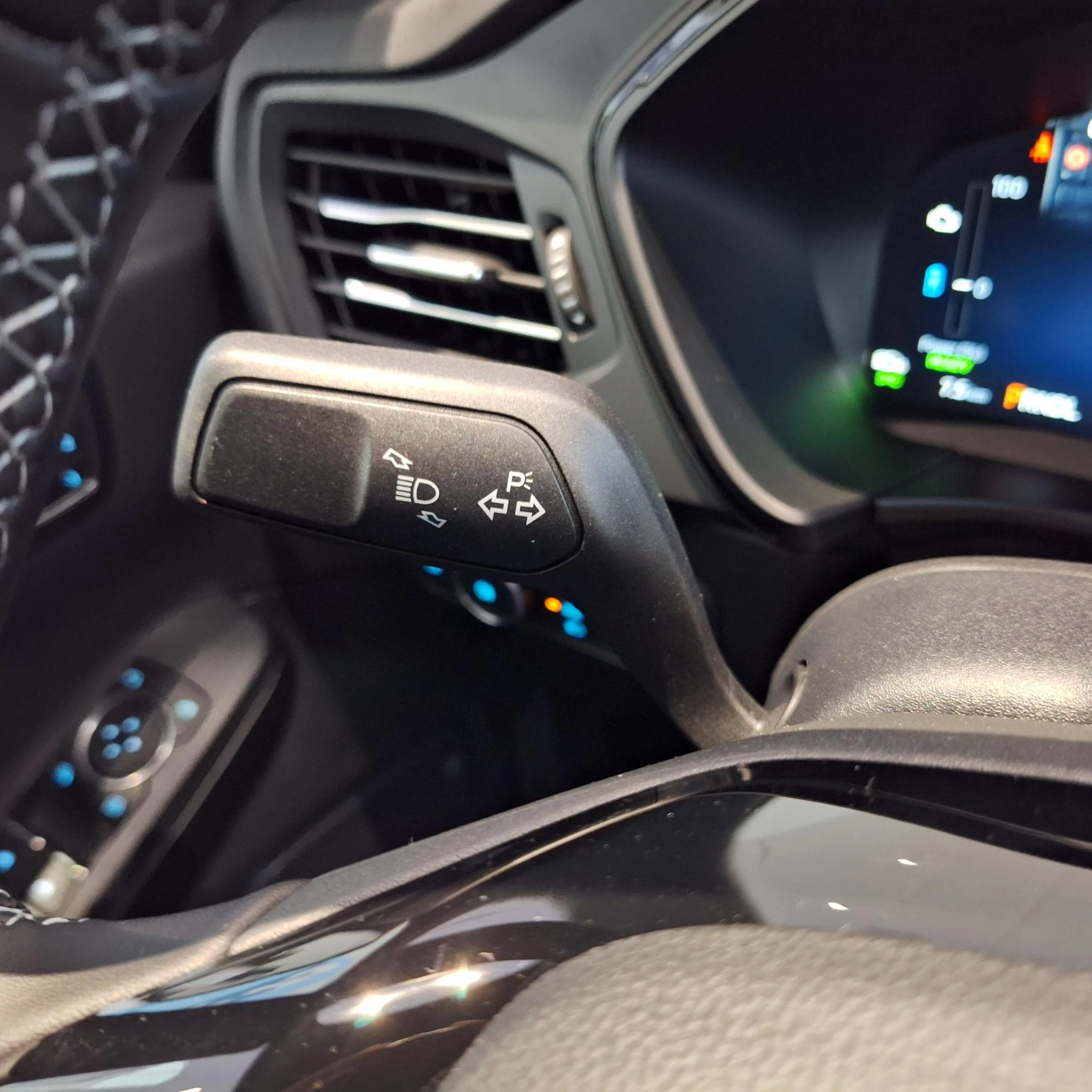 Ford-Kuga-image-34
