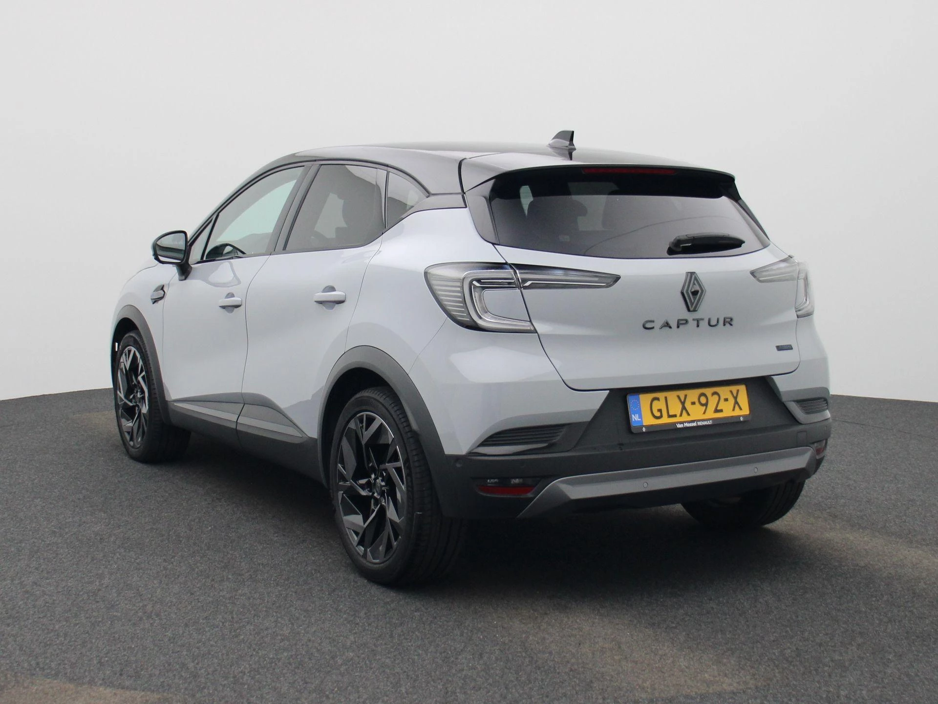 Renault-Captur-image-1