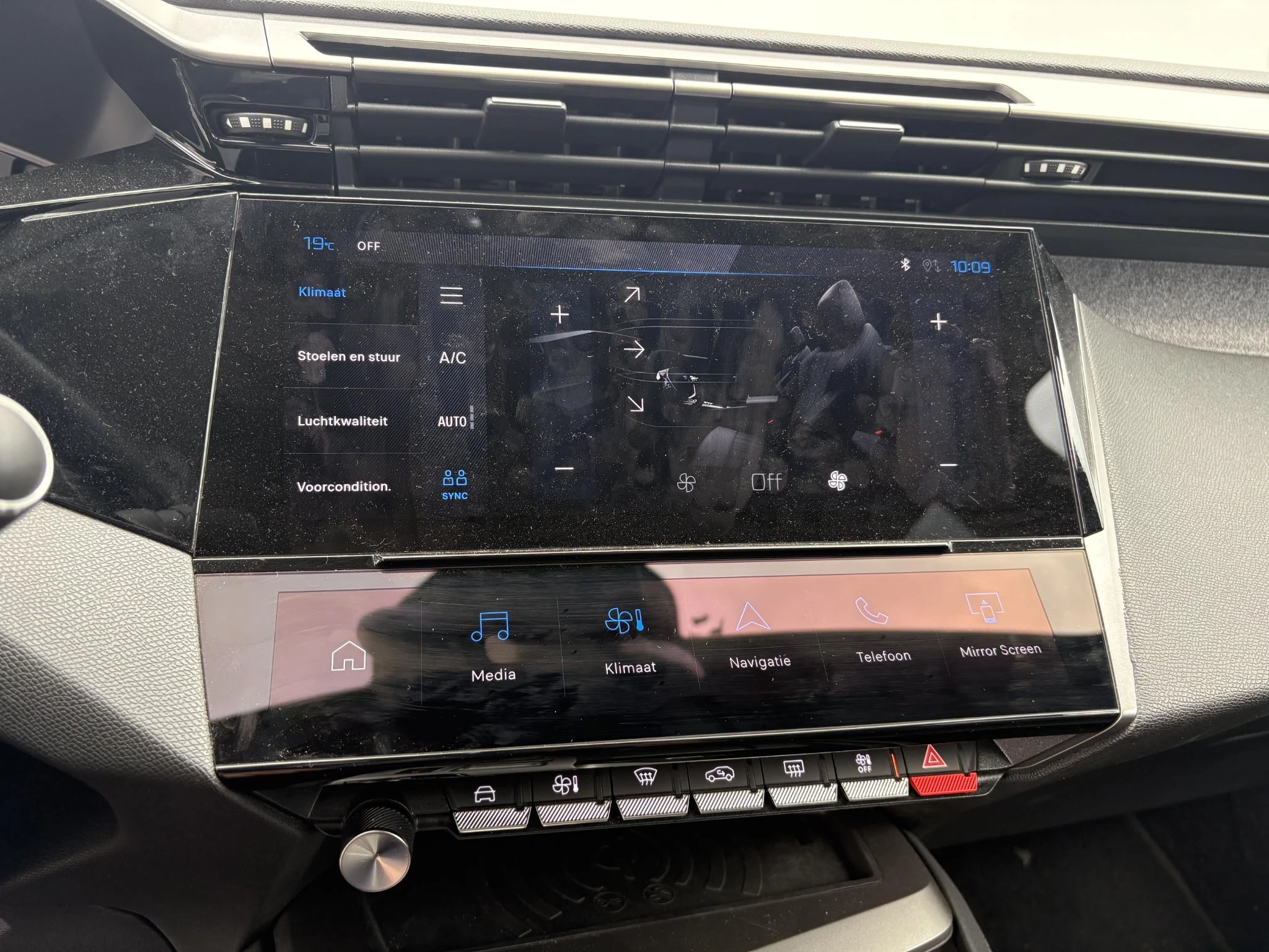 Peugeot-308-image-17