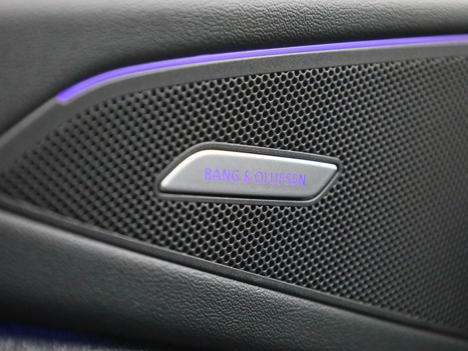 Audi-Q6 e-tron-image-38