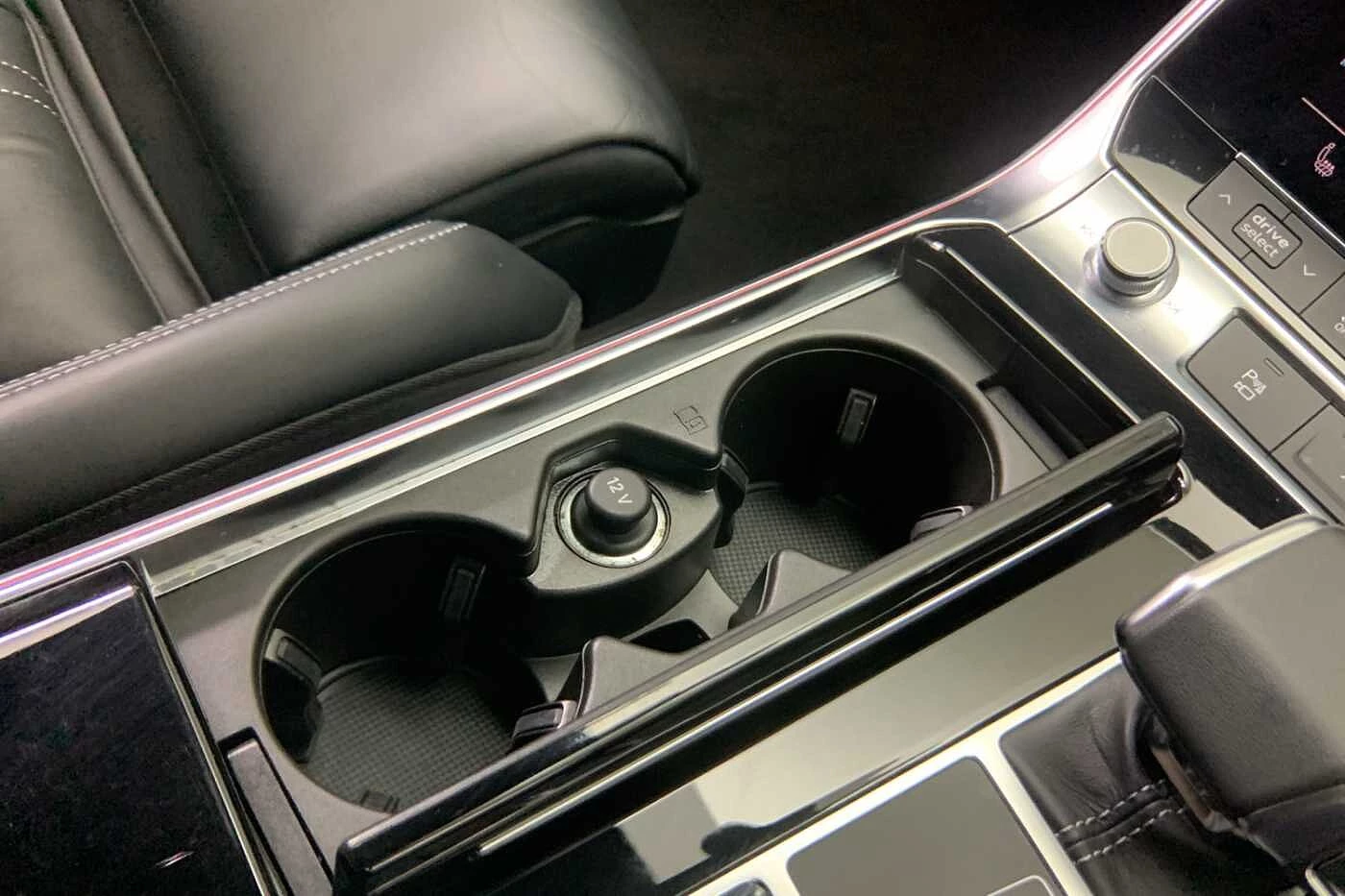 Audi-A6-image-19