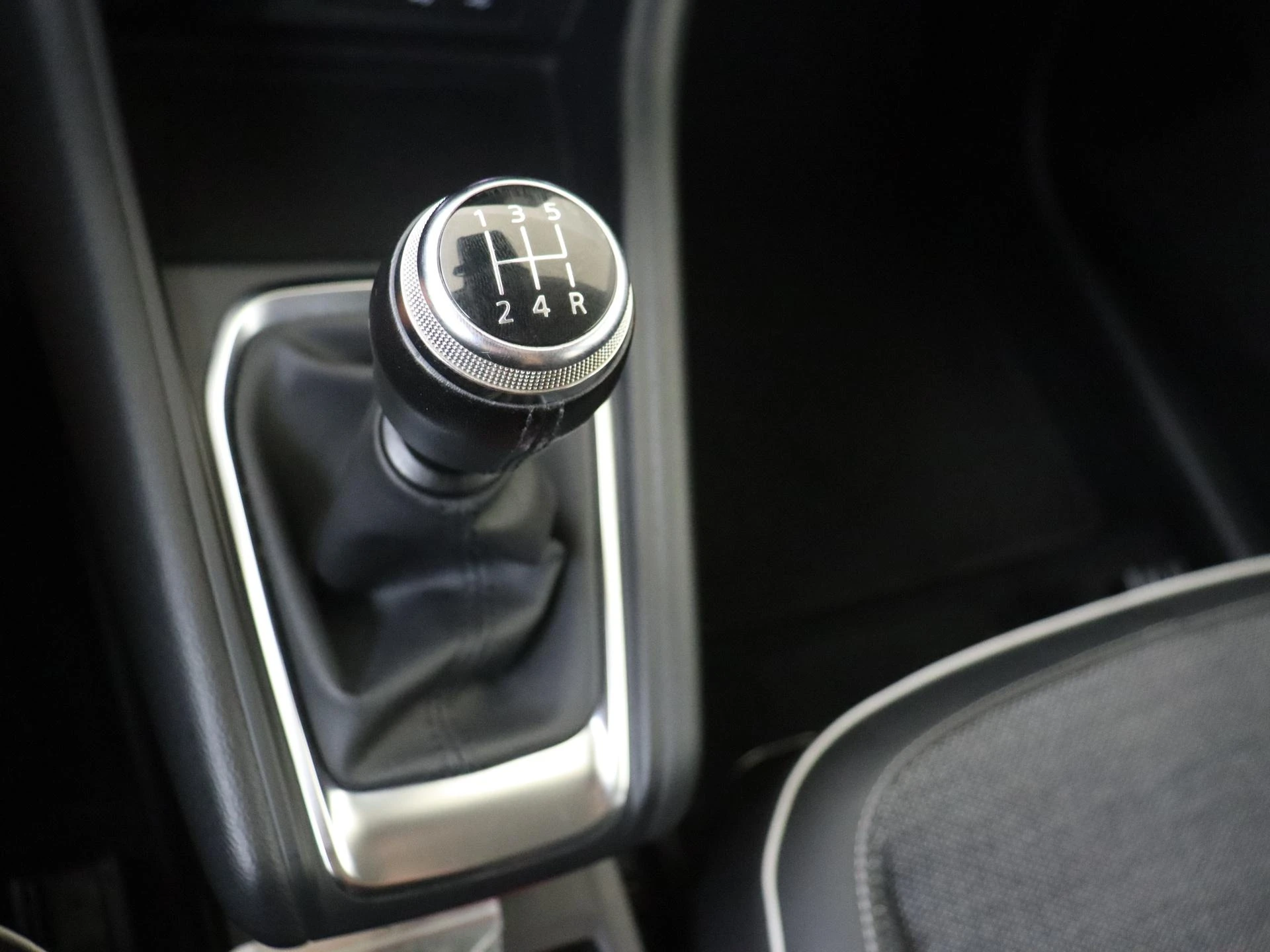 Renault-Captur-image-13