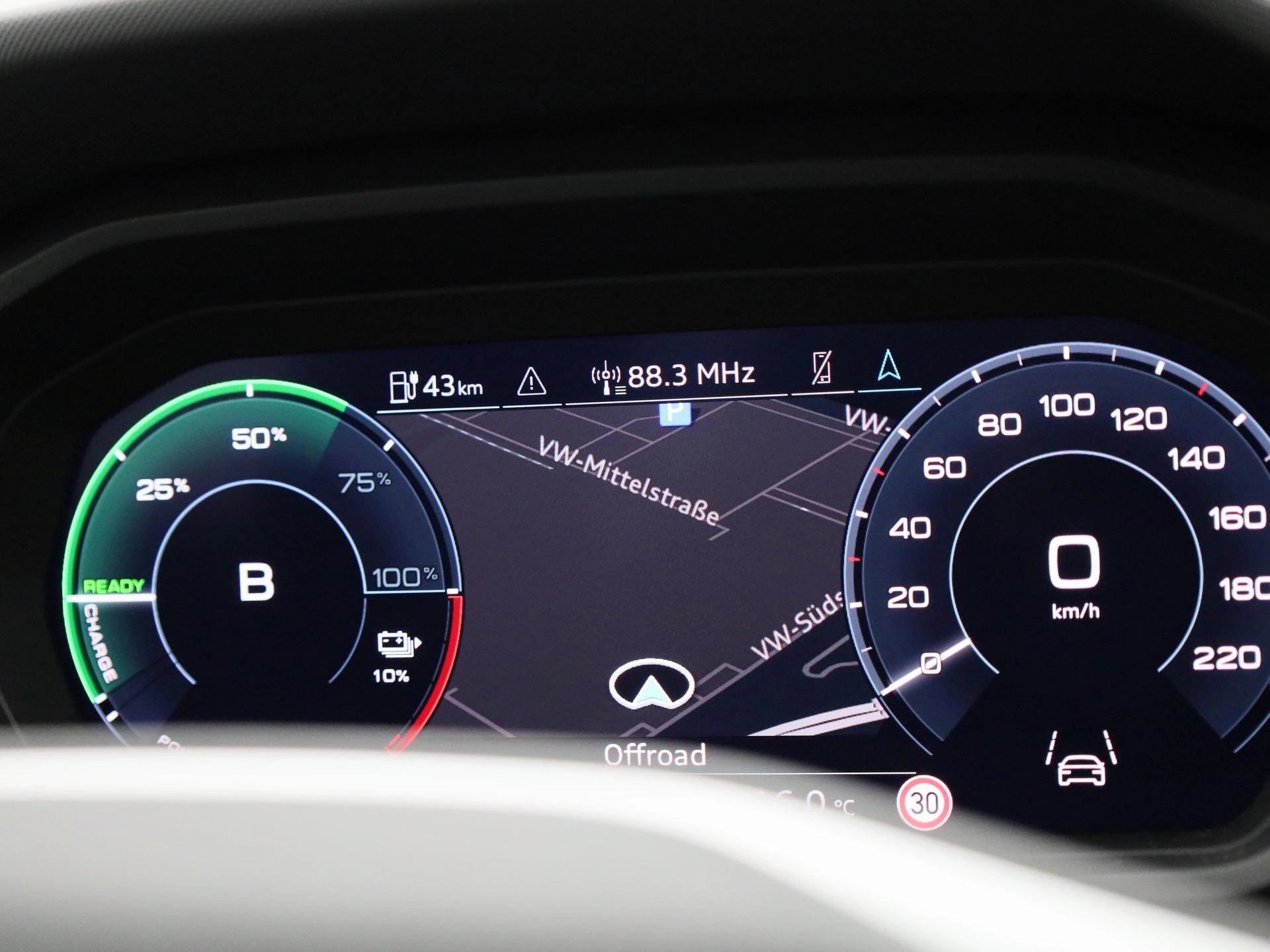 Audi-Q4 e-tron-image-27