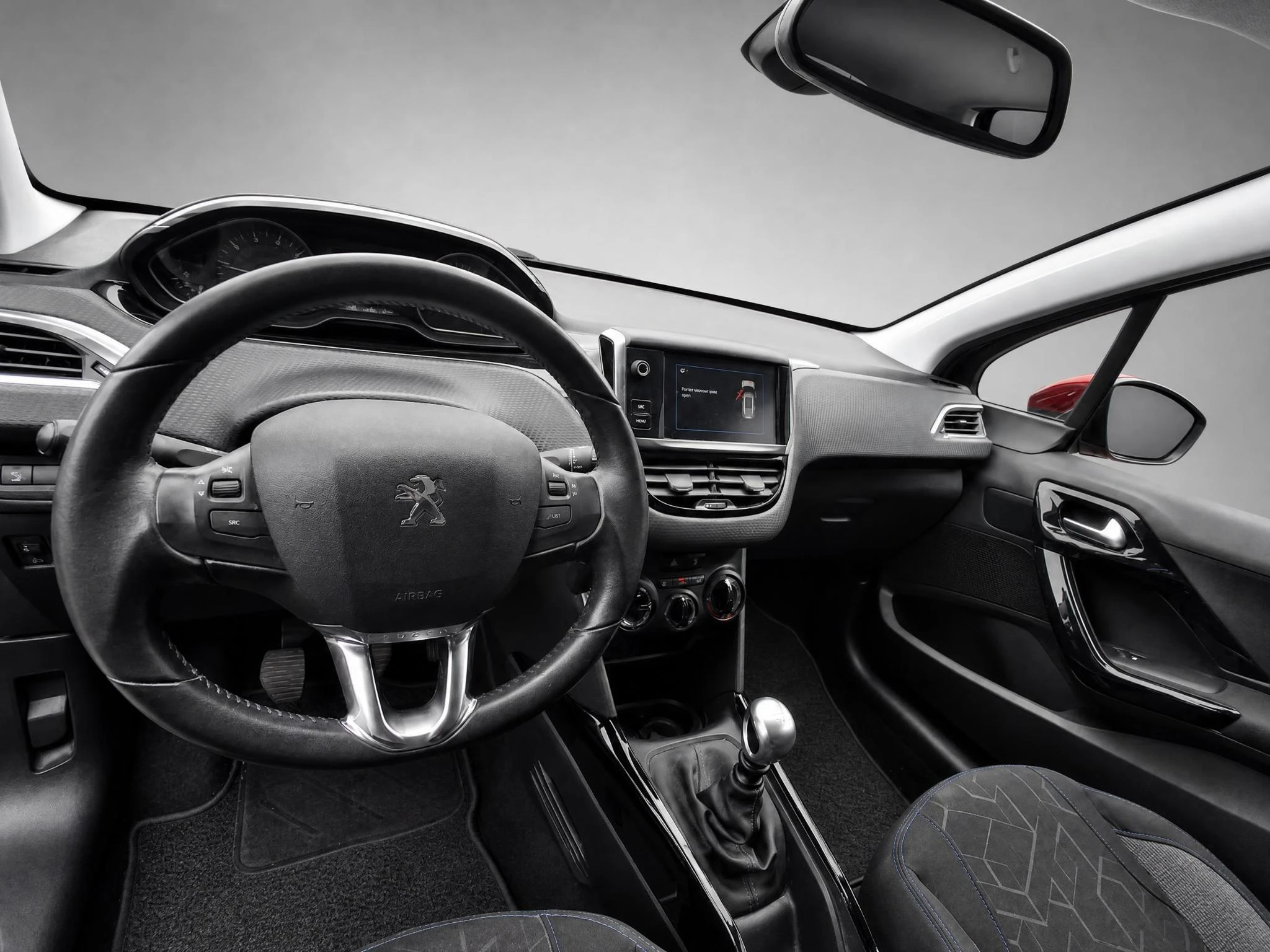 Peugeot-2008-image-12