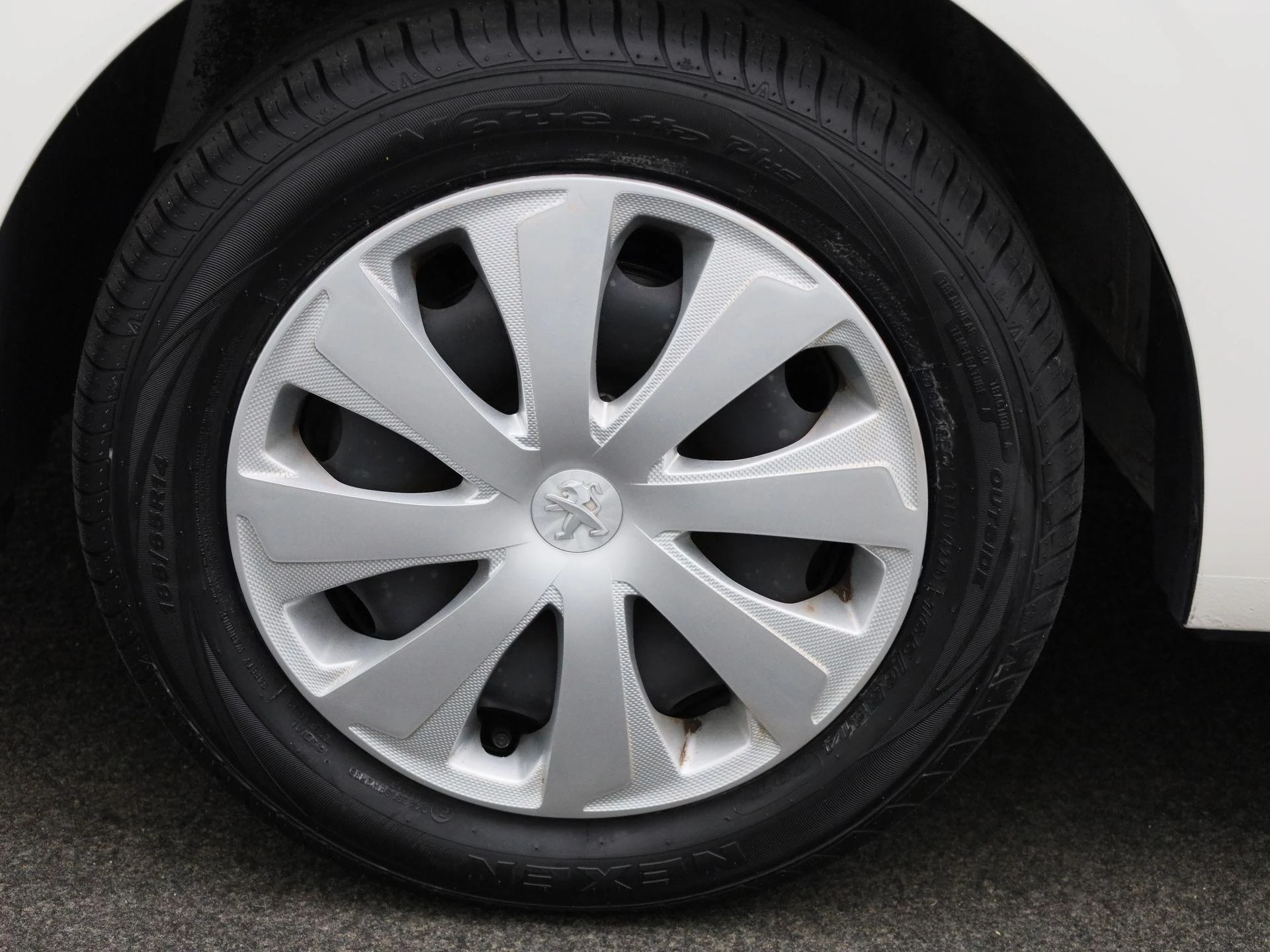 Peugeot-108-image-11