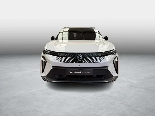 Renault Scénic E-Tech electric 220 hp Long Range Iconic