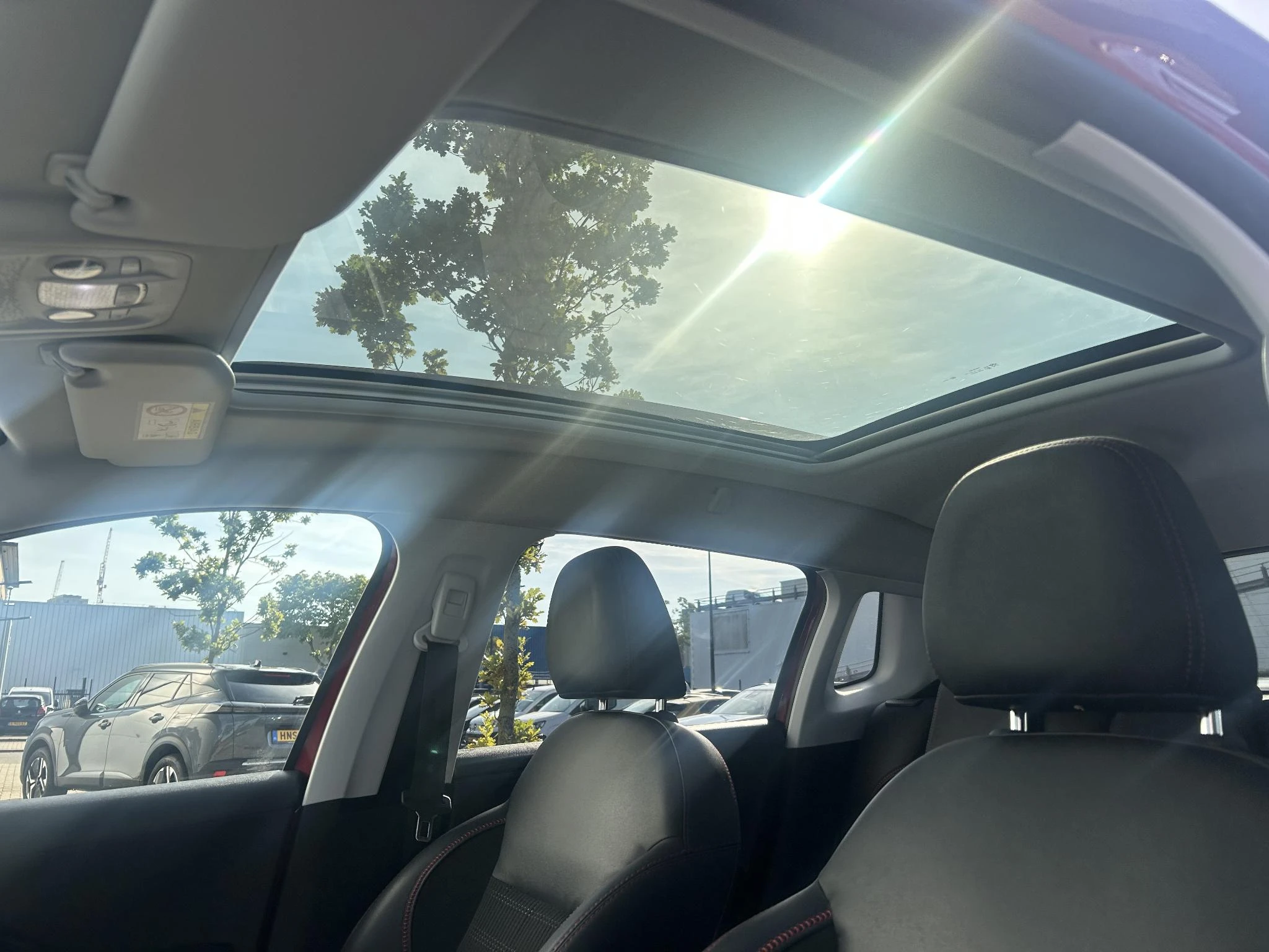 Peugeot-2008-image-19