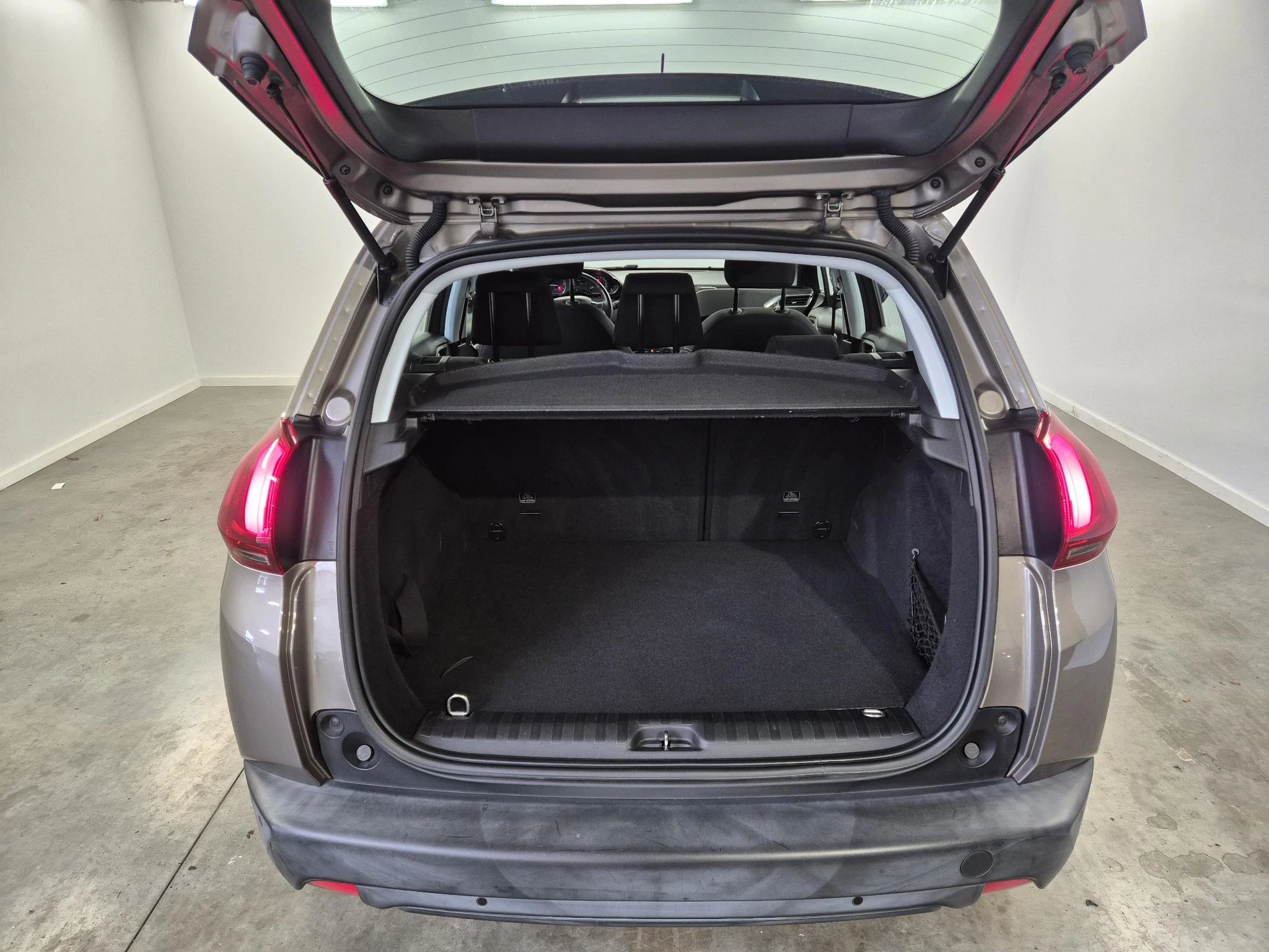 Peugeot-2008-image-7