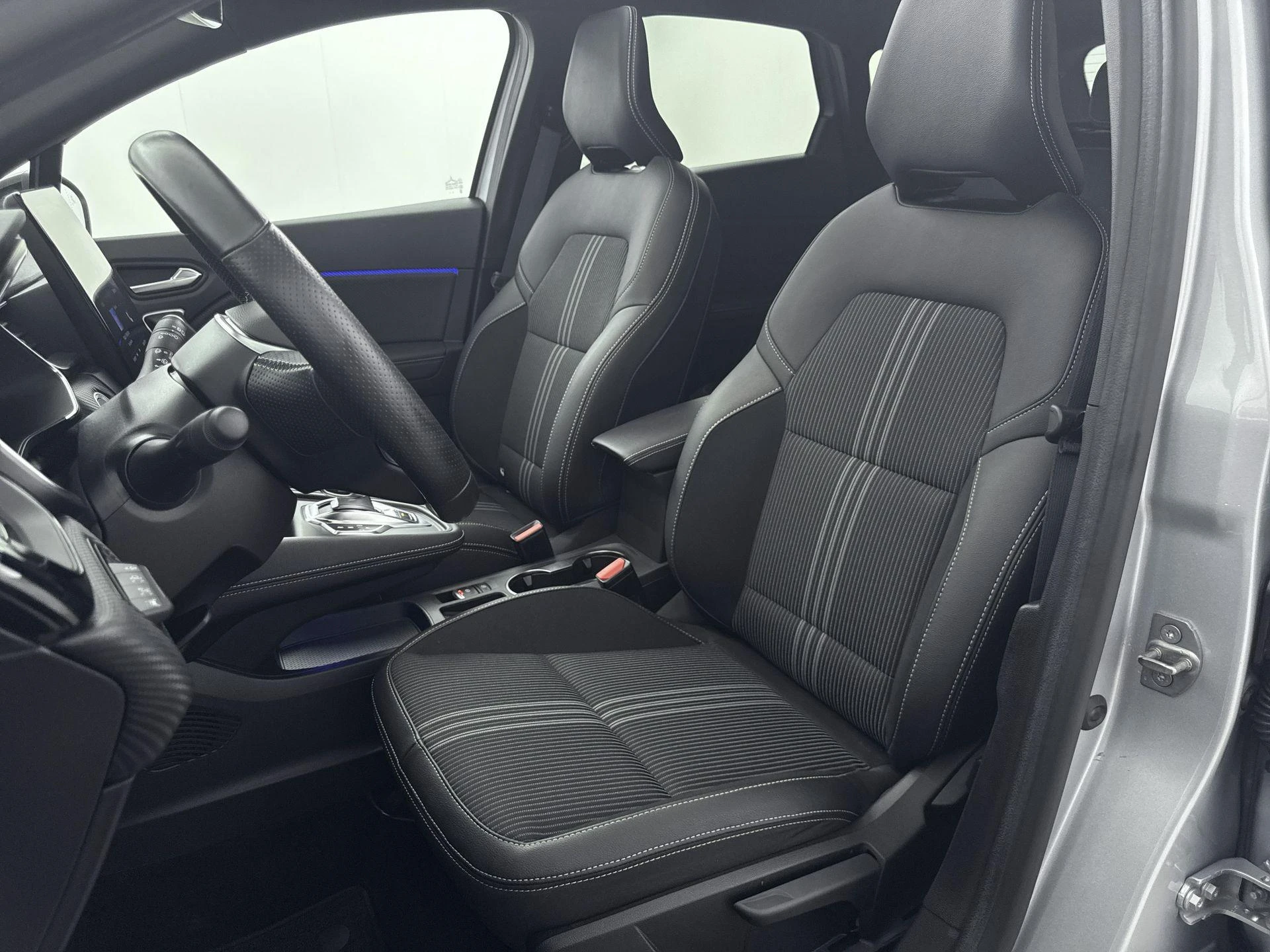 Renault-Captur-image-28