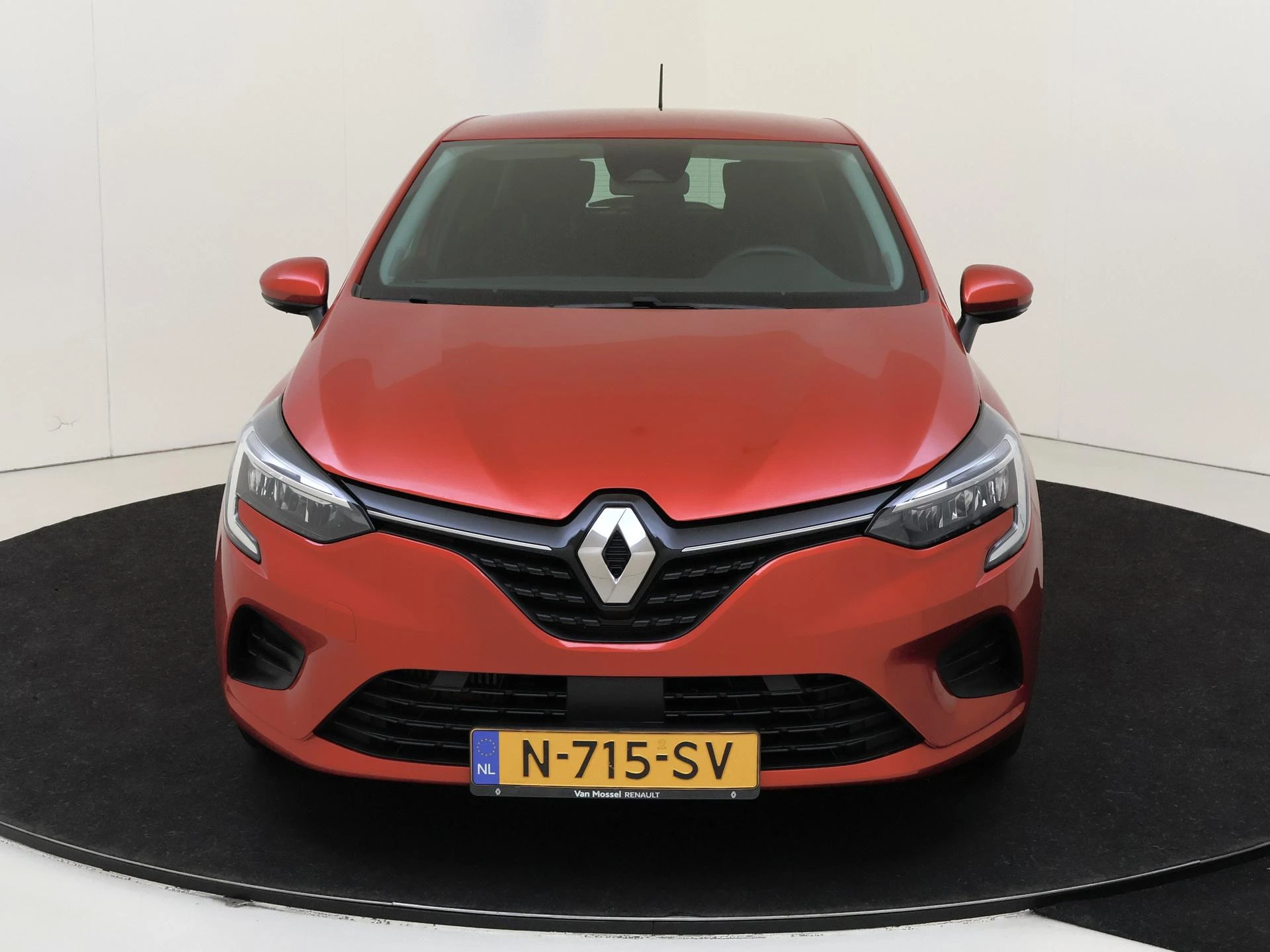 Renault-Clio-image-5