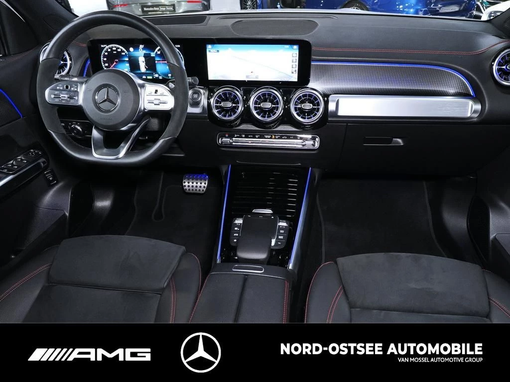 Mercedes-Benz EQB 300 4M AMG NIGHT PANO SHZ LED ACC HUD PDC AMG Line