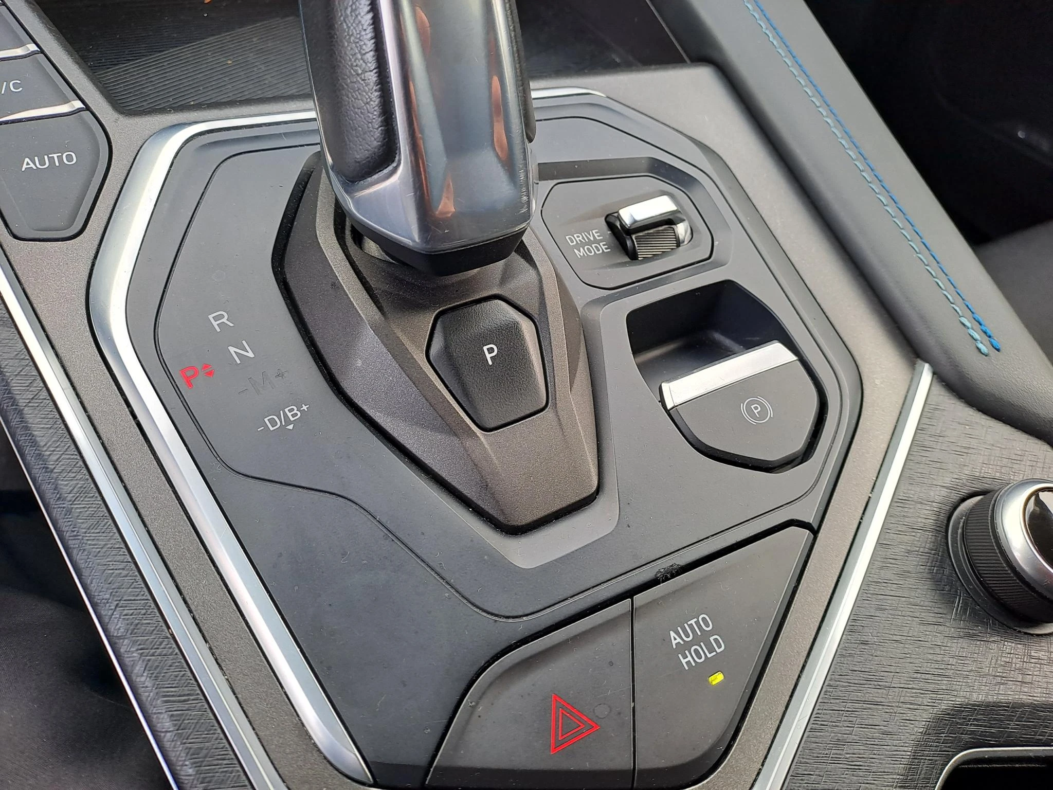 Lynk & Co-01-image-15