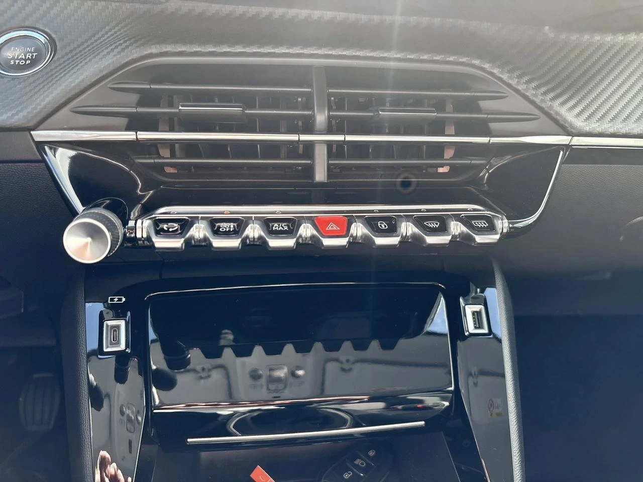 Peugeot-2008-image-13