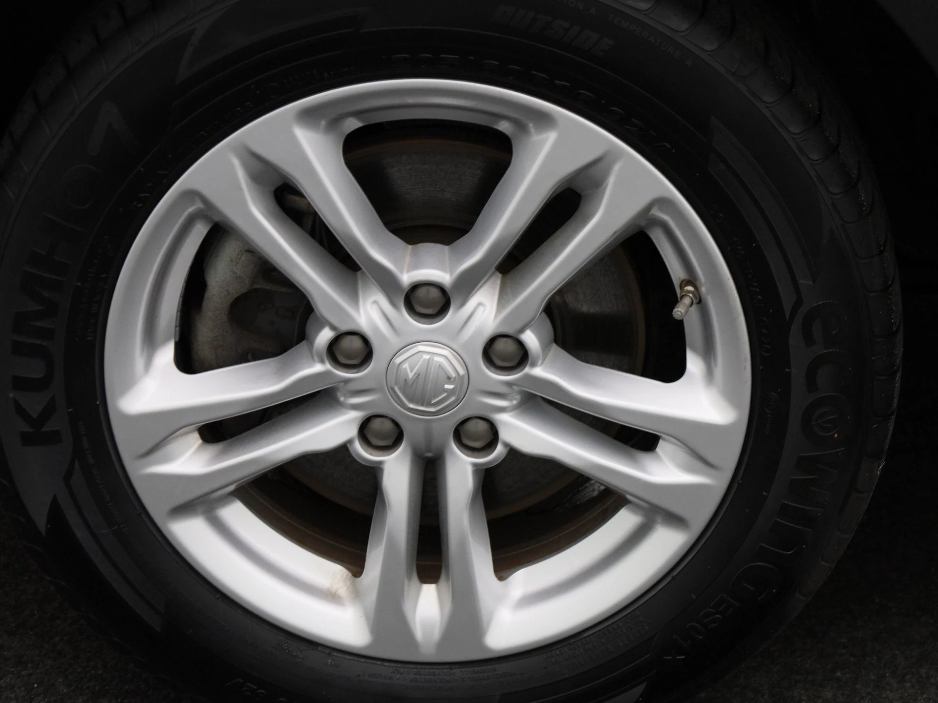 MG-ZS EV-image-12