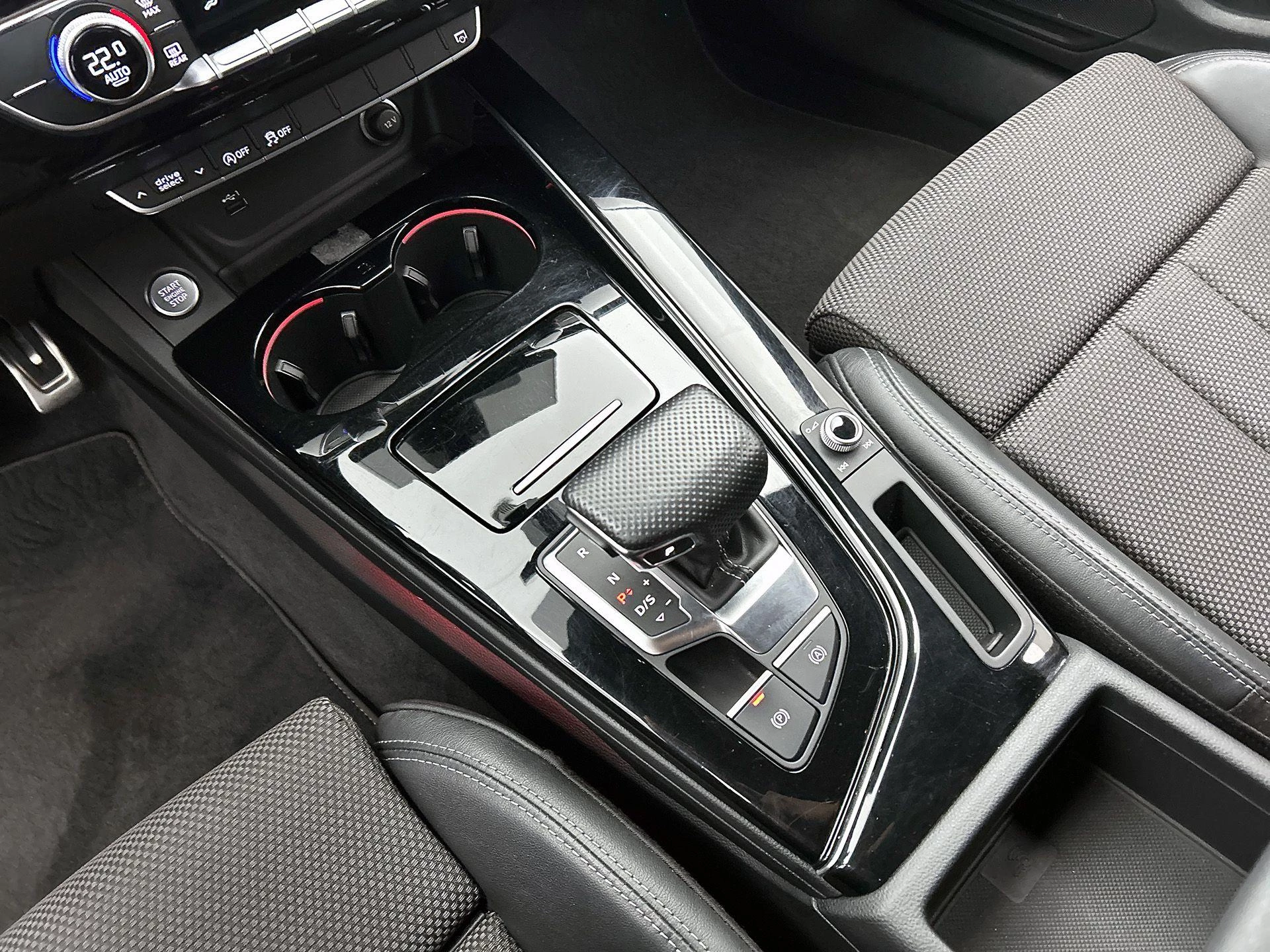 Audi-A4-image-24