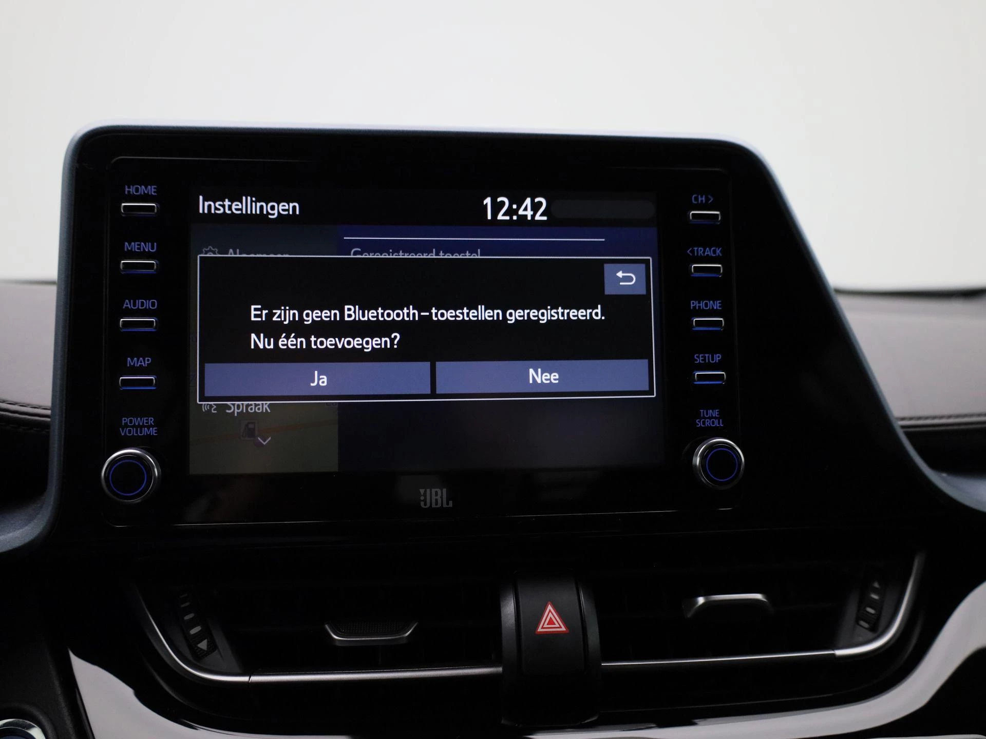 Toyota-C-HR-image-20