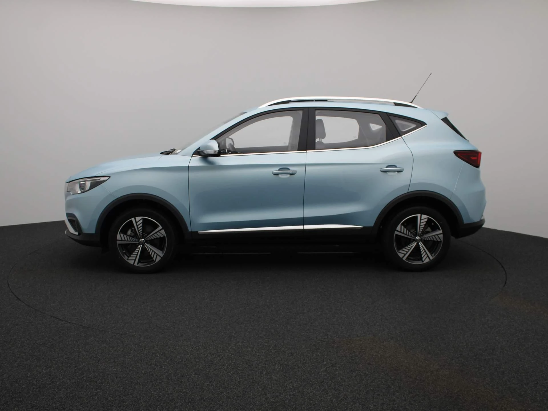 MG-ZS EV-image-5