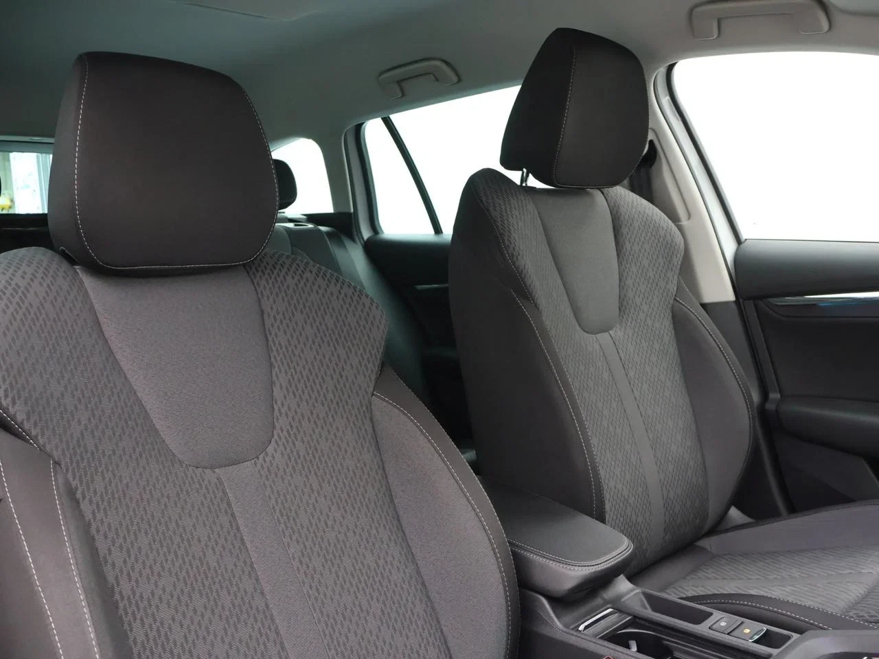 Škoda Octavia Combi PHEV Octavia PHEV 1.4TSI 204PK *AUTOMAAT*CAMERA*CRUISE*VIRTUAL COCKPIT*NAVI*APP-CONNECT*SFEERVERLICHTING*...*