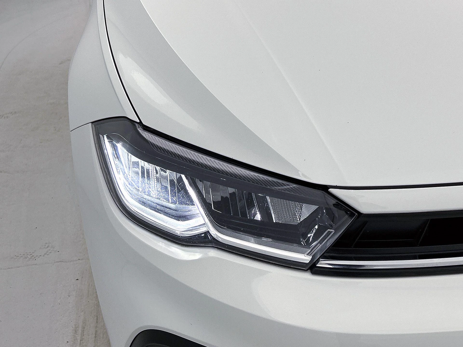 Volkswagen Polo 1.0 TSI Life Business