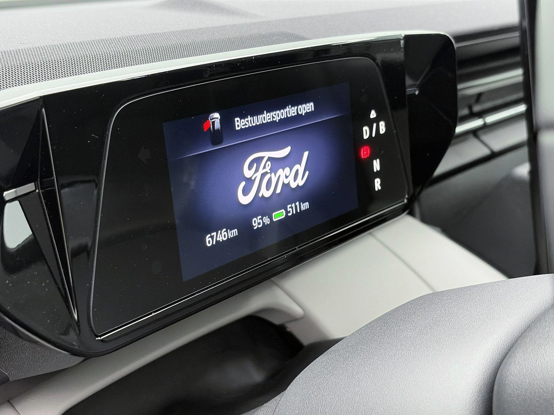Ford-Explorer-image-16