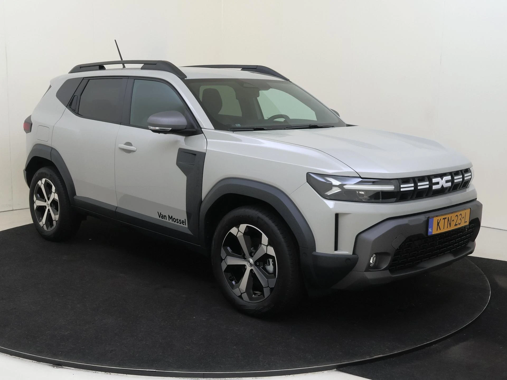 Dacia-Duster-image-1