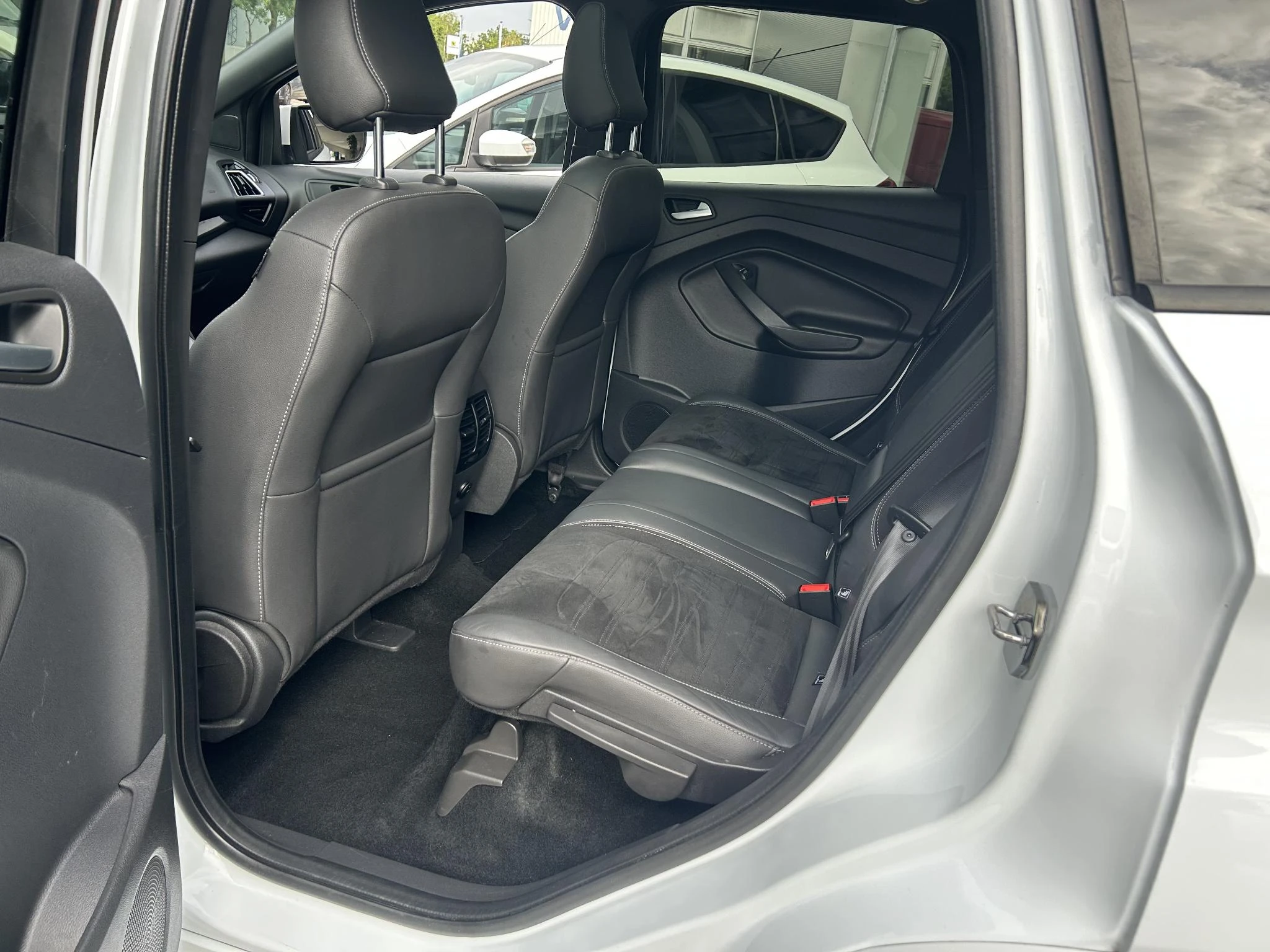 Ford-Kuga-image-14
