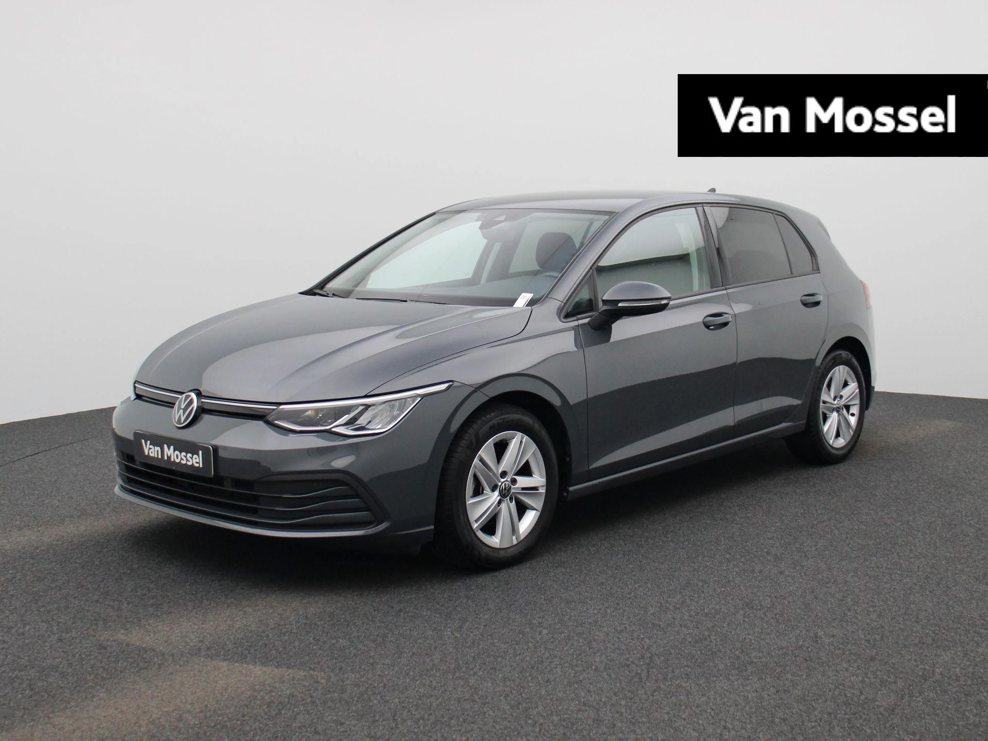 Volkswagen-Golf-image-0