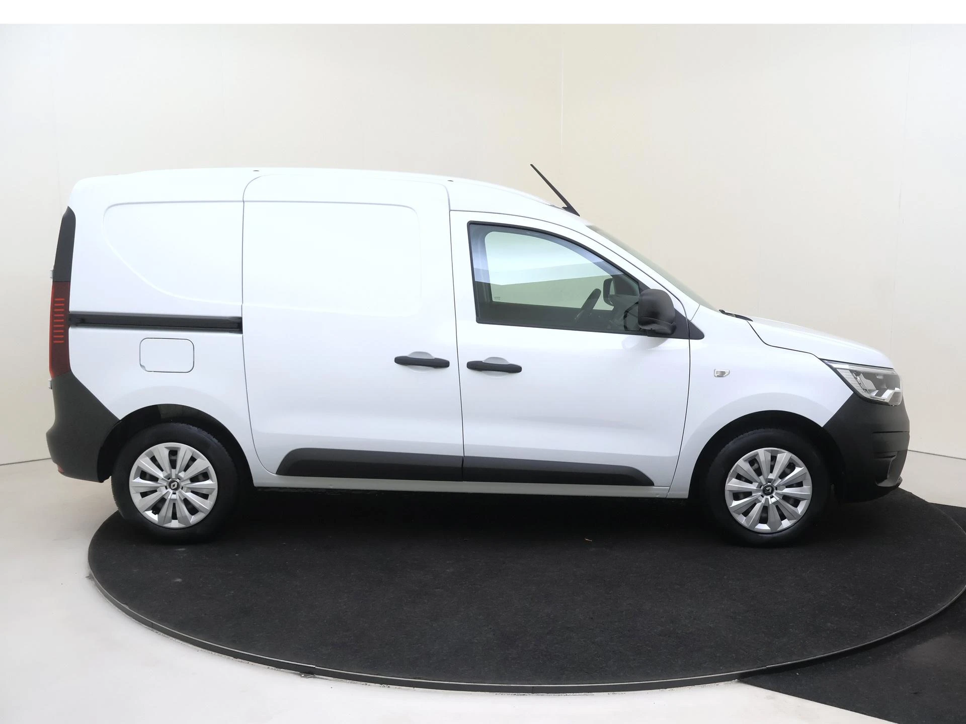 Renault-Express-image-8