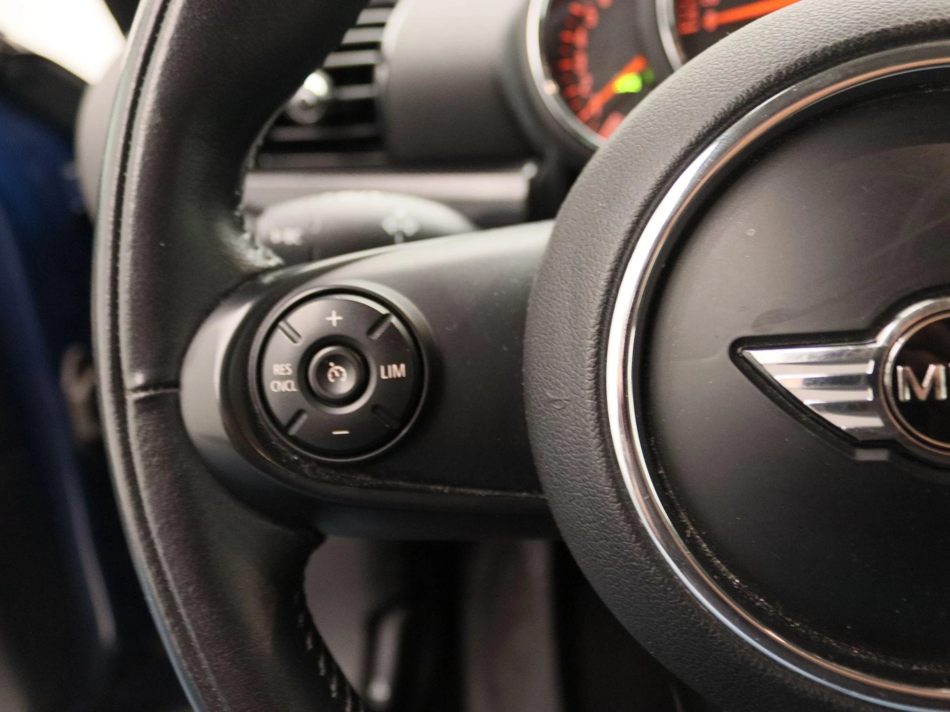 MINI-Clubman-image-19